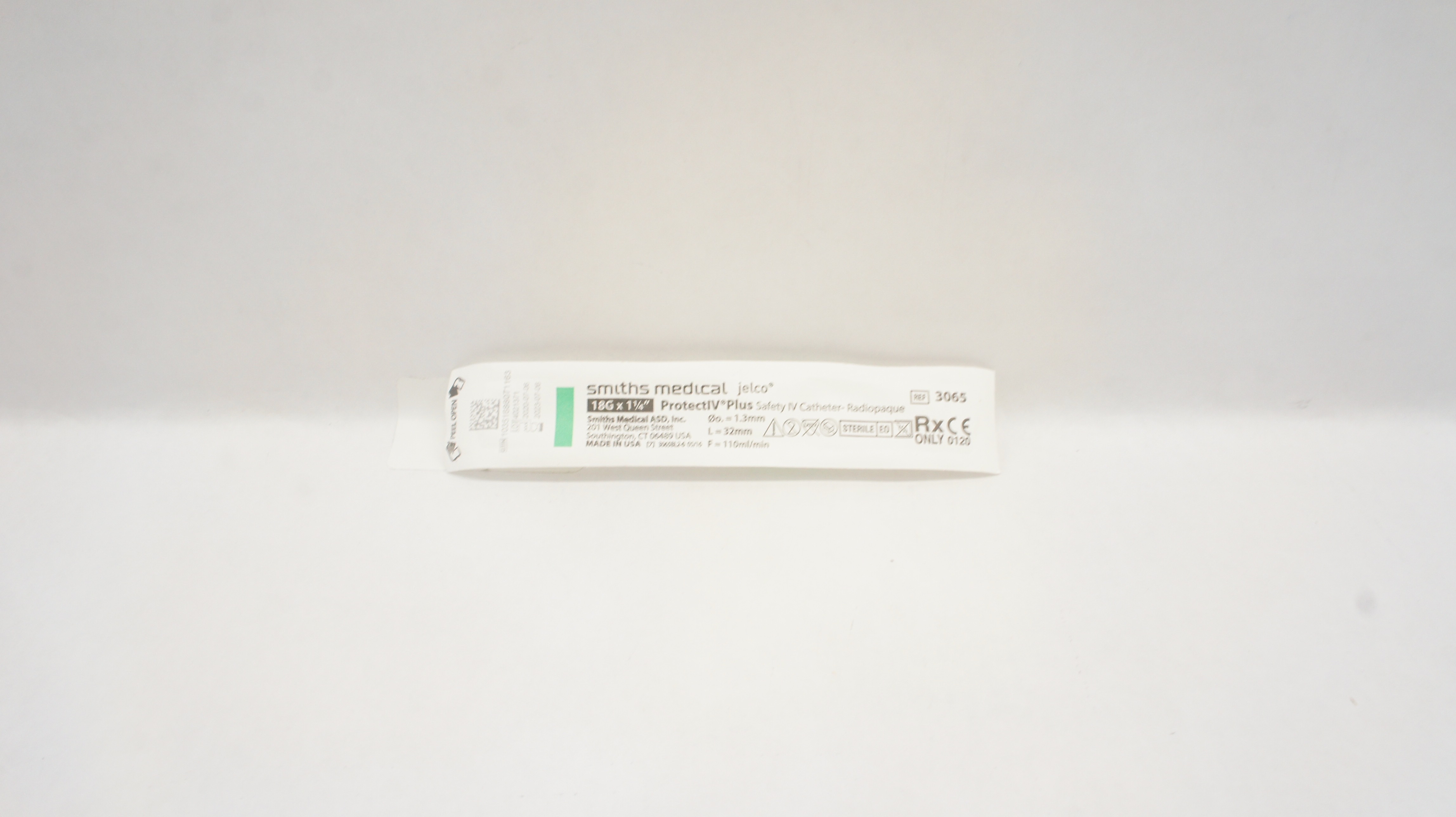 Smiths Medical 3065 Jelco ProtectIV Plus Safety IV Cath. 18G x 1-1/4inch