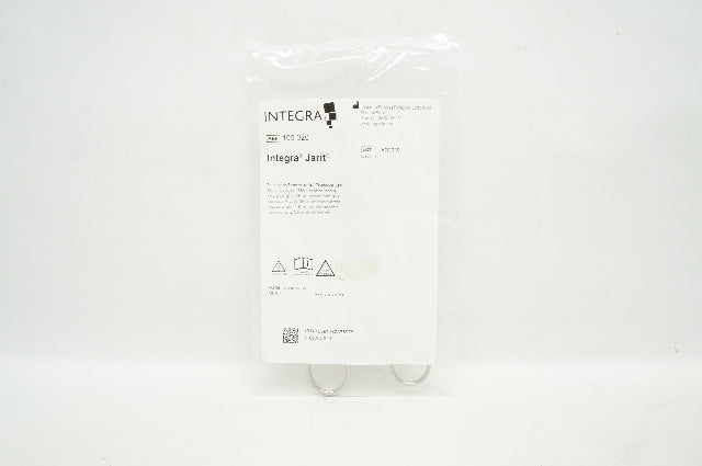 Integra 105-320 Pennington Forceps 6-1/4inch, Triangular Jaw