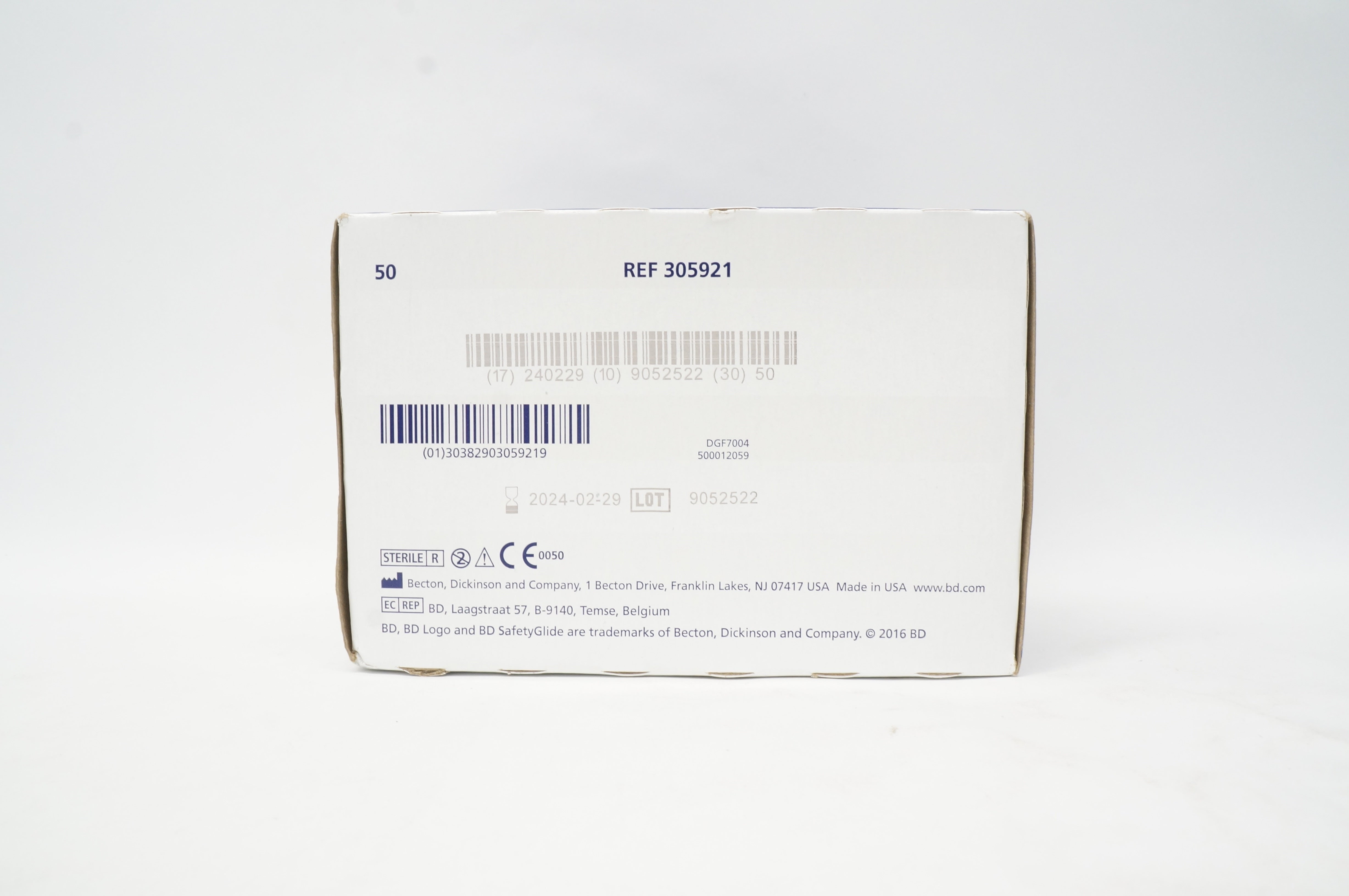 BD 305921 SafetyGlide Injection Needle 27G x 5/8 - Box of 50