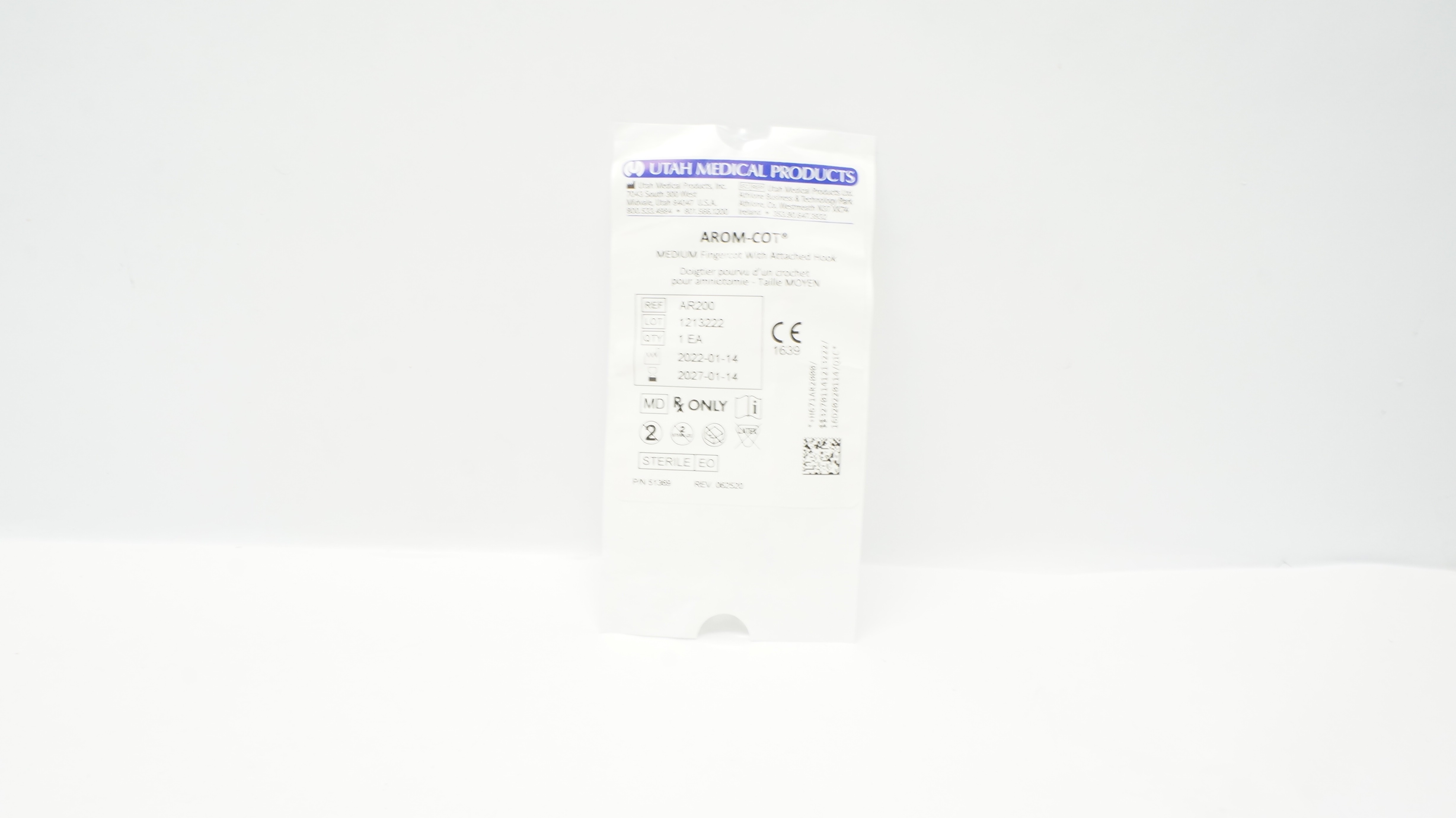 Utah Medical AR200 Arom-Cot Medium Fingercot W/Attached Hook