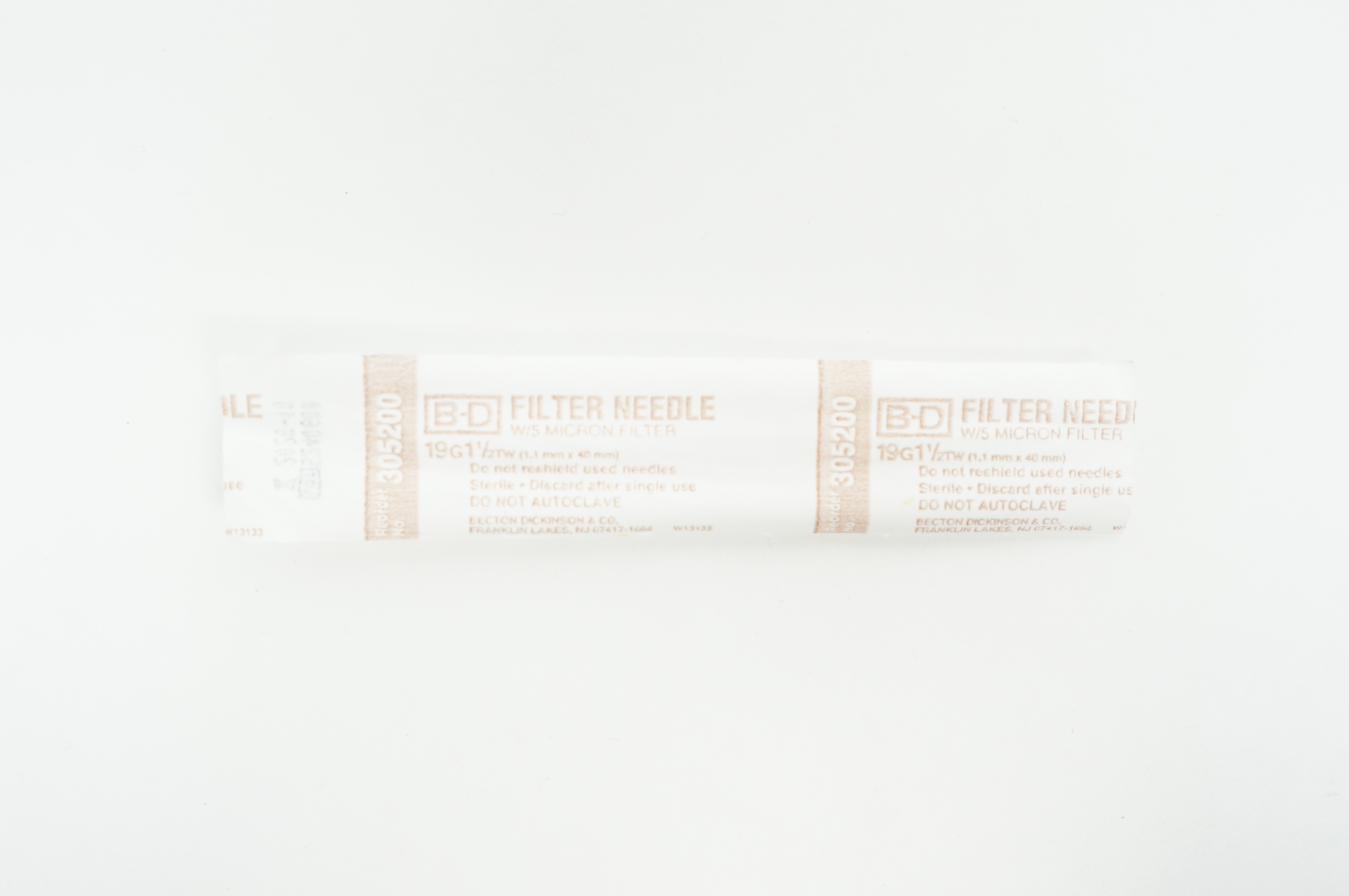 BD 305200 Becton Filter Ndle. W/5 Micron Filter 19G x 1-1/2TW (x)