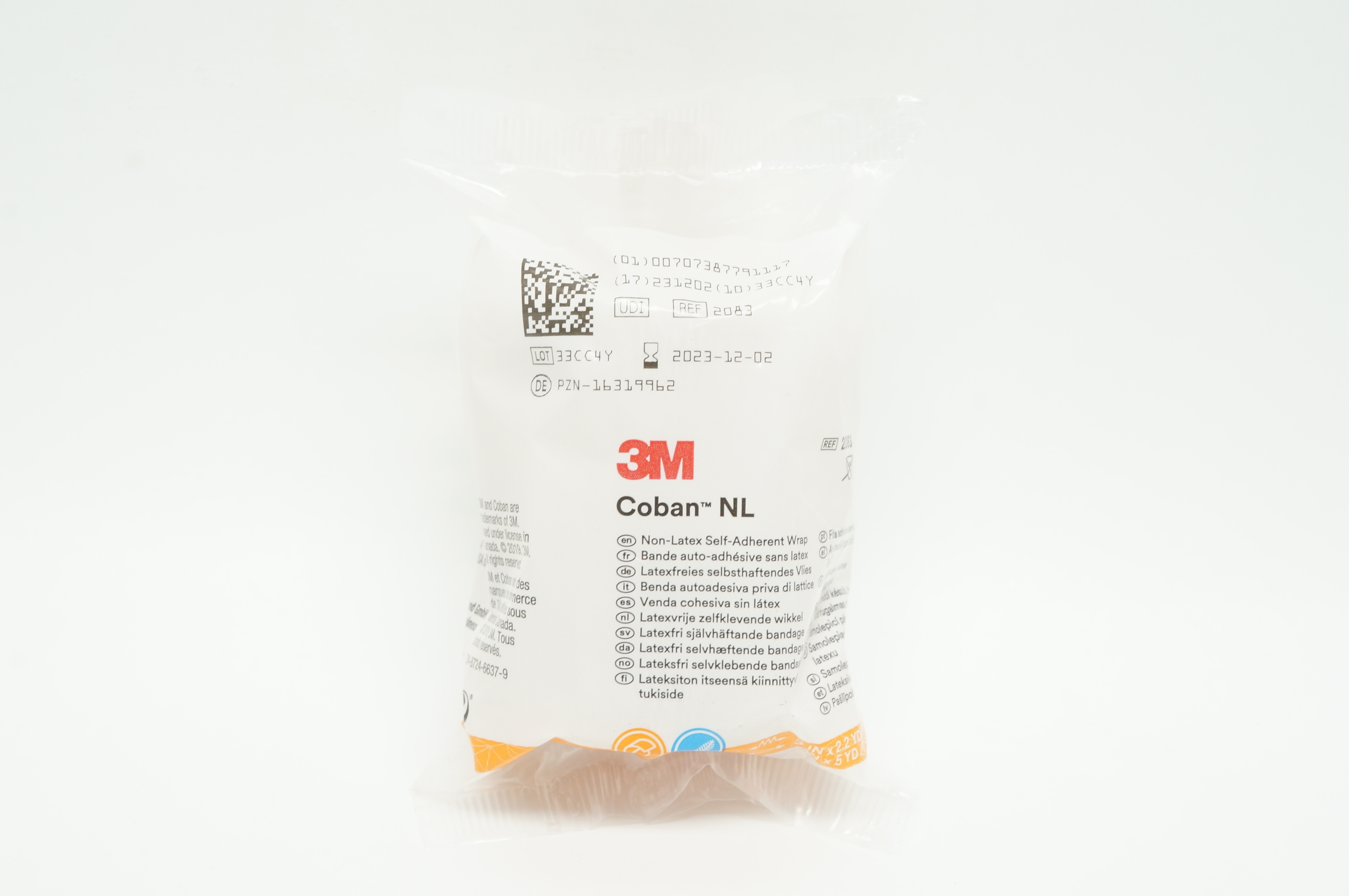 3M 2083 Coban NL Non-Latex Self-Adherent Wrap 3 inch x 5 yd