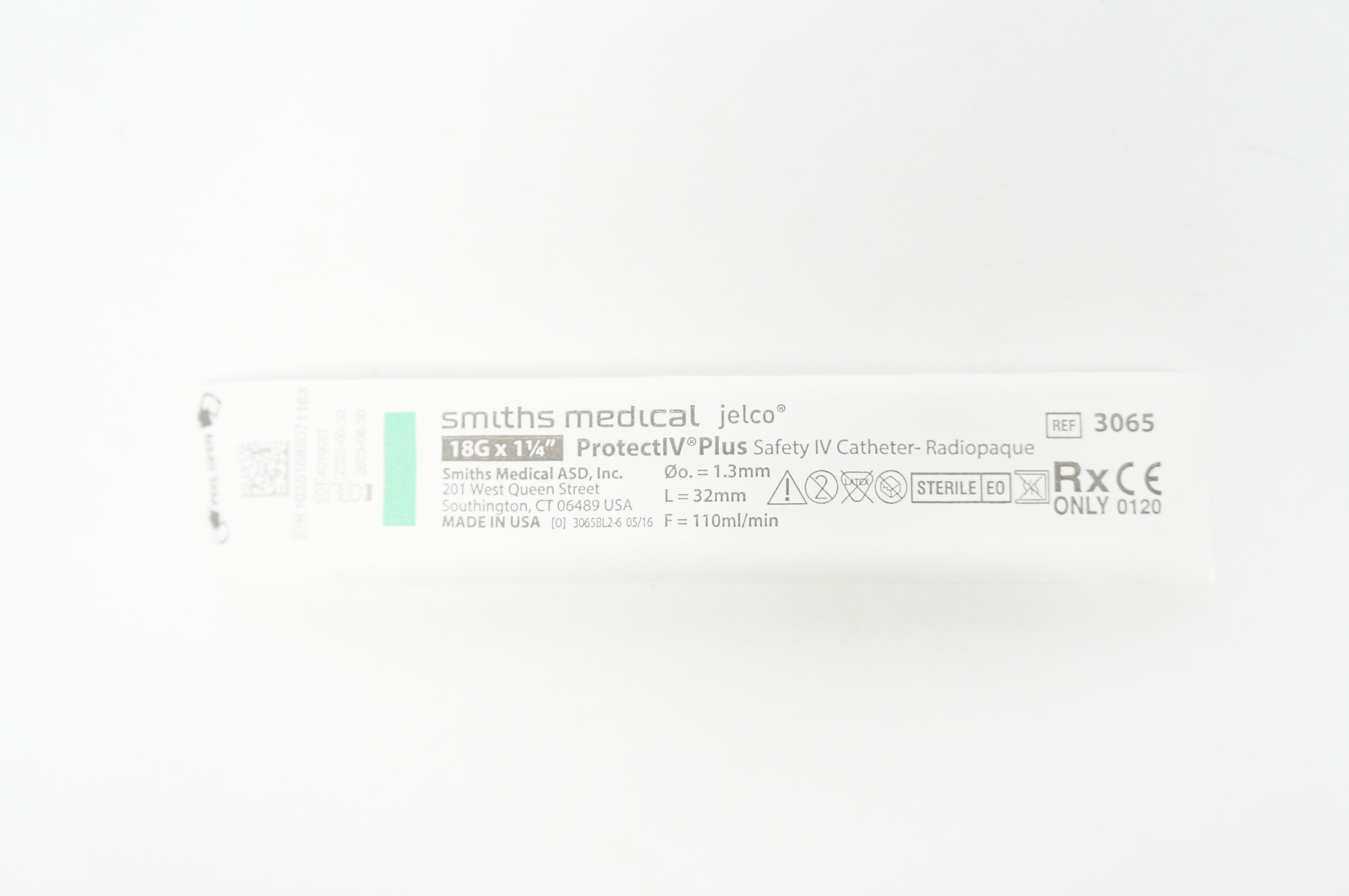 Smiths Medical 3065 ProtectIV Plus Safety IV Cath. 18G x 1-1/4inch