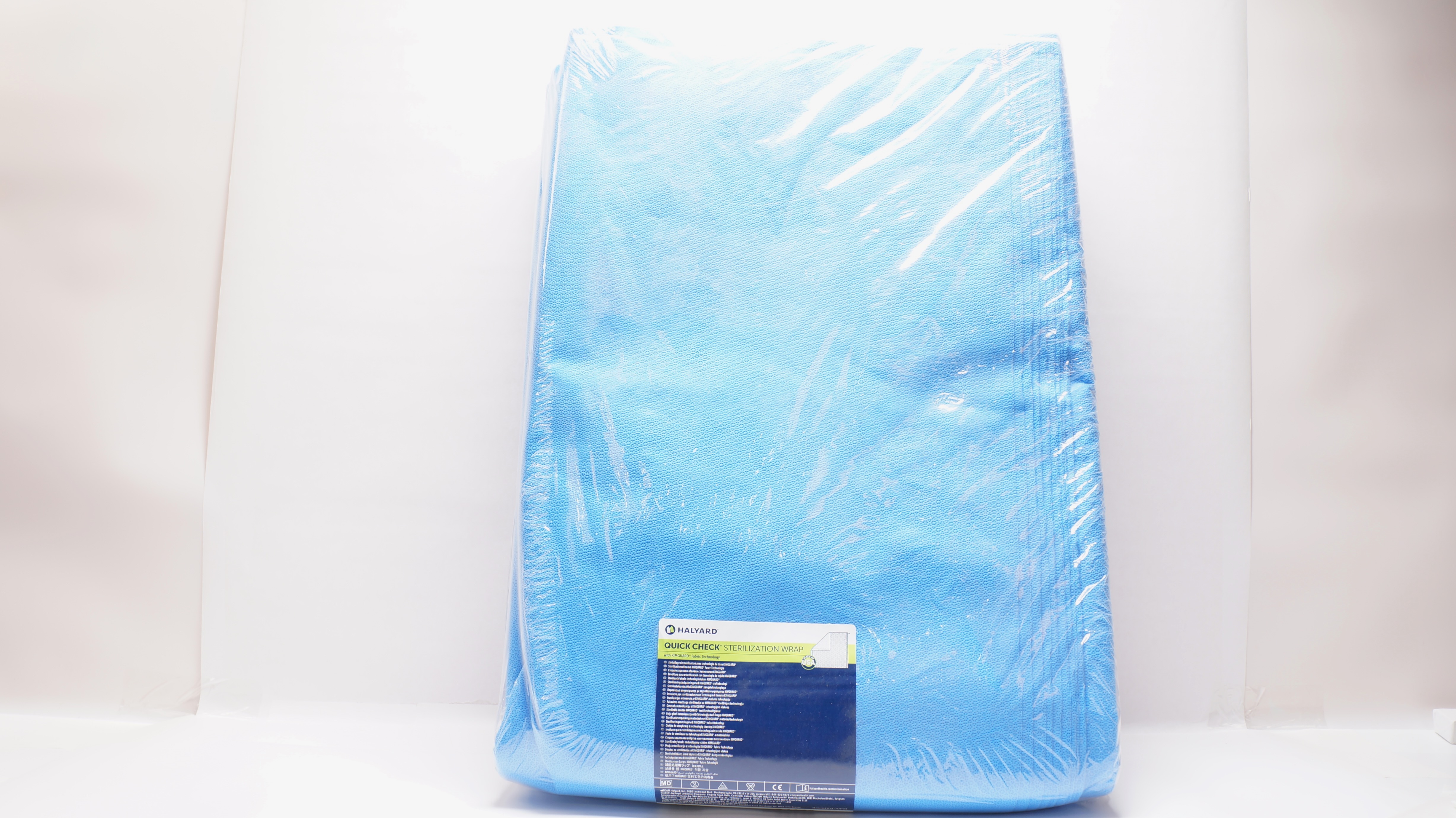 O&M Halyard 34146 H400 Quick Check Sterilization Wrap 54 x 54 inch - Pack of 24