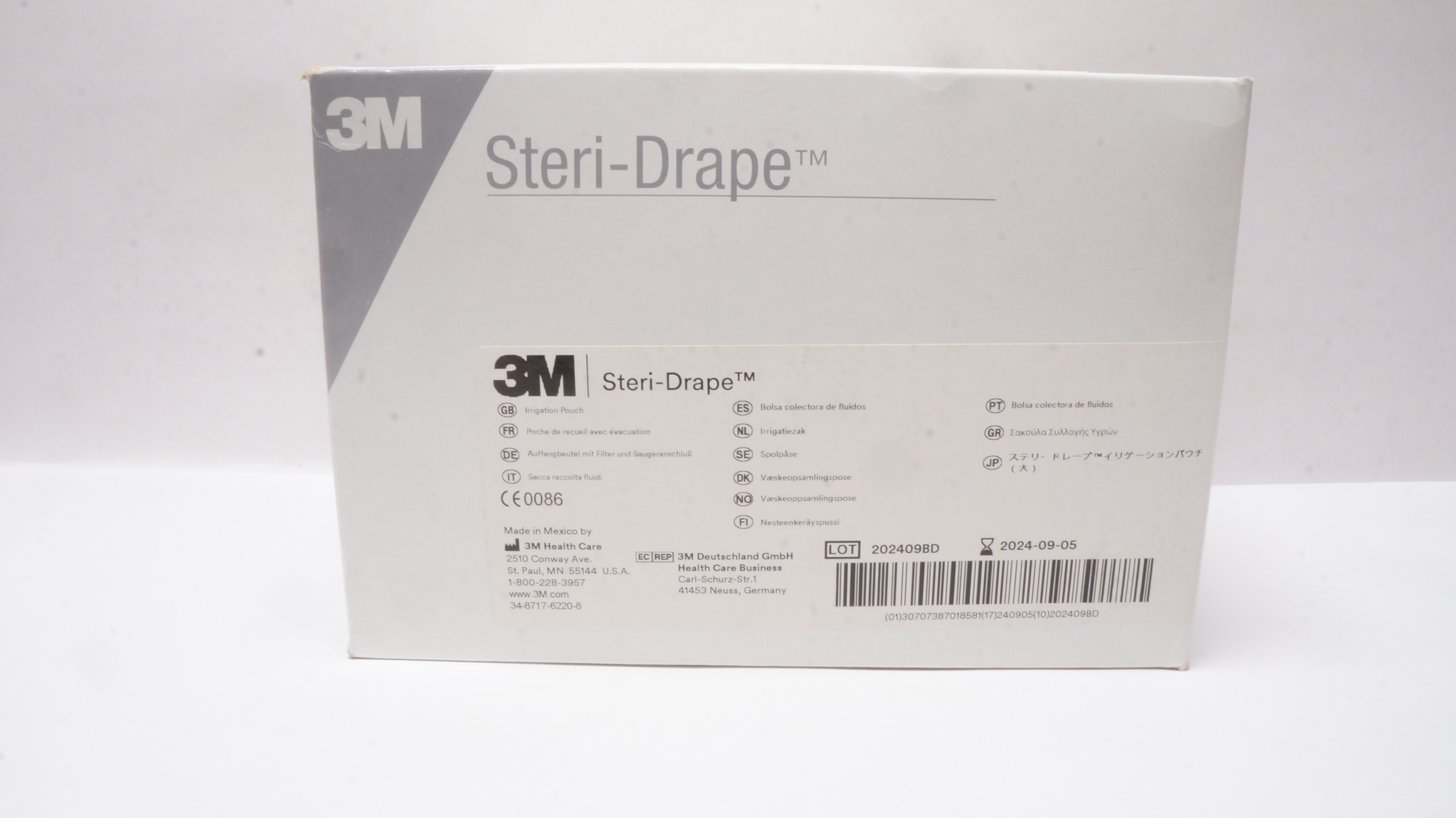3M 1016 Steri-Drape Irrigation Pouch 19 inch x 23 inch - Box of 10