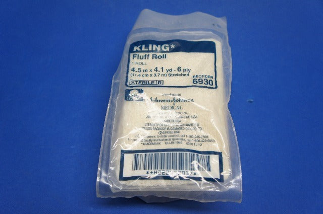 Johnson & Johnson 6930 Kling Fluff Roll 4.5