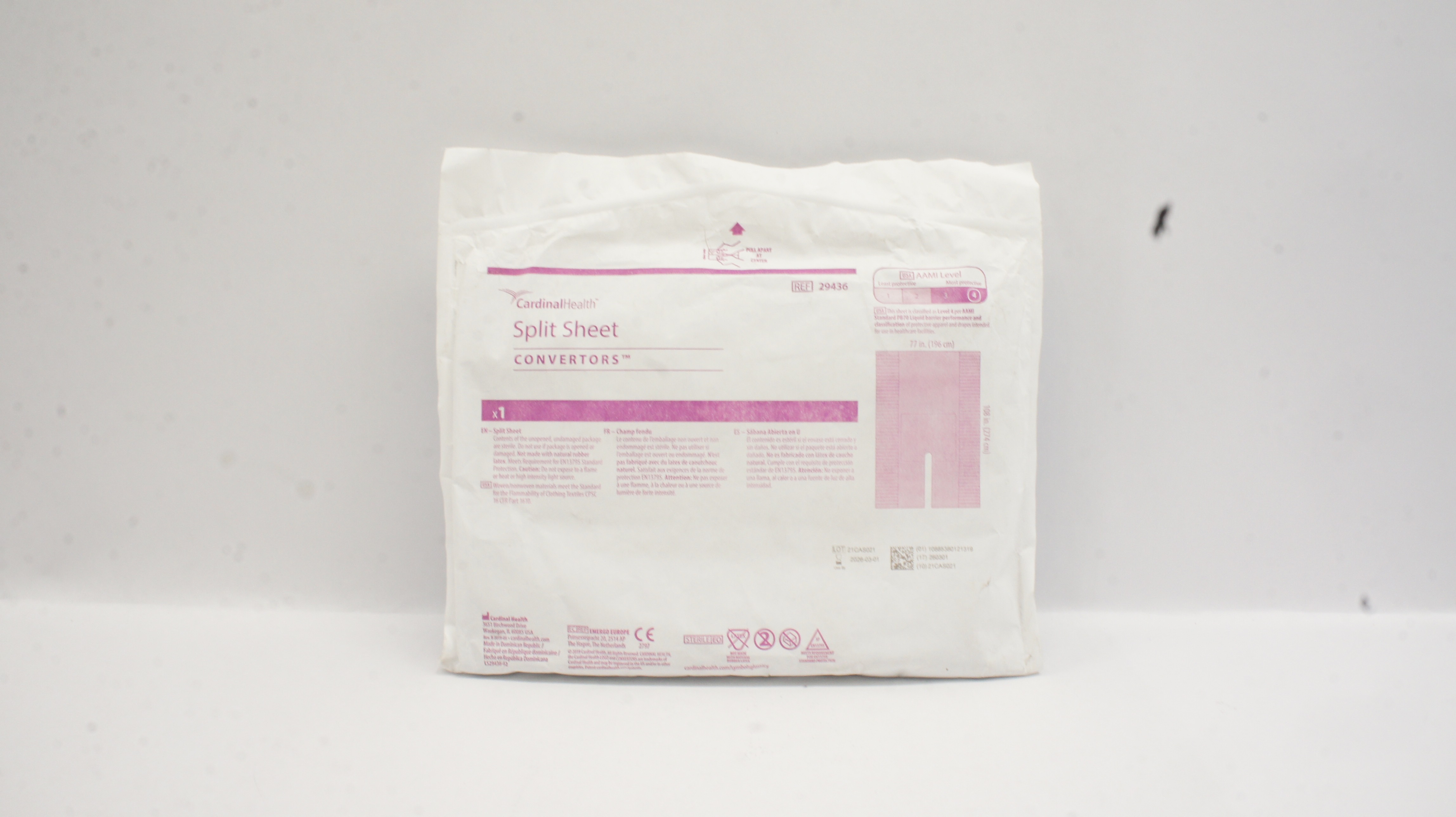 Cardinal Health 29436 Convertors Split Sheet AAMI Level 4, 77 x 108in