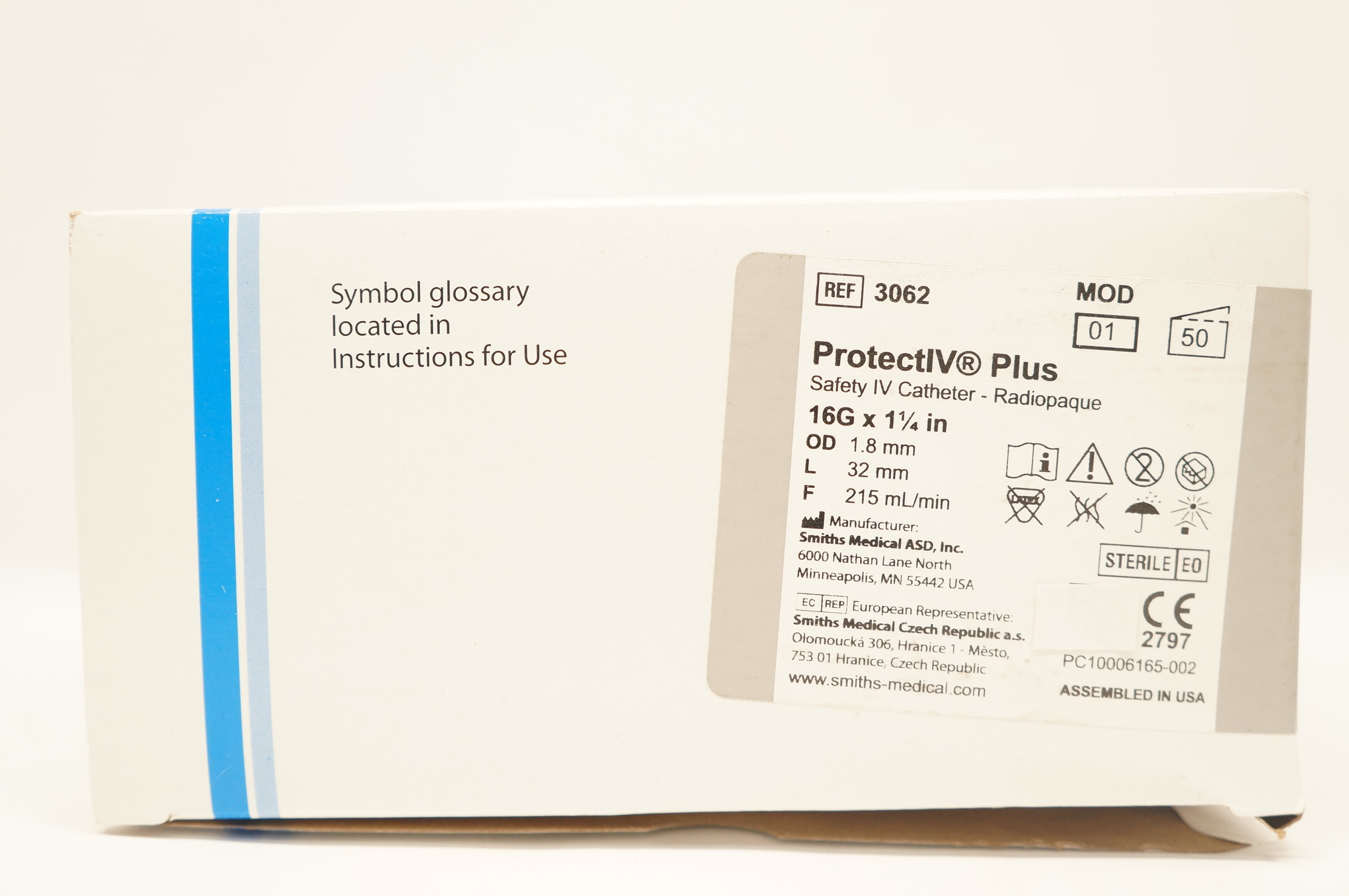 Smiths Medical 3062 Jelco ProtectIV Plus 16G x 1-1/4 inch - Box of 50