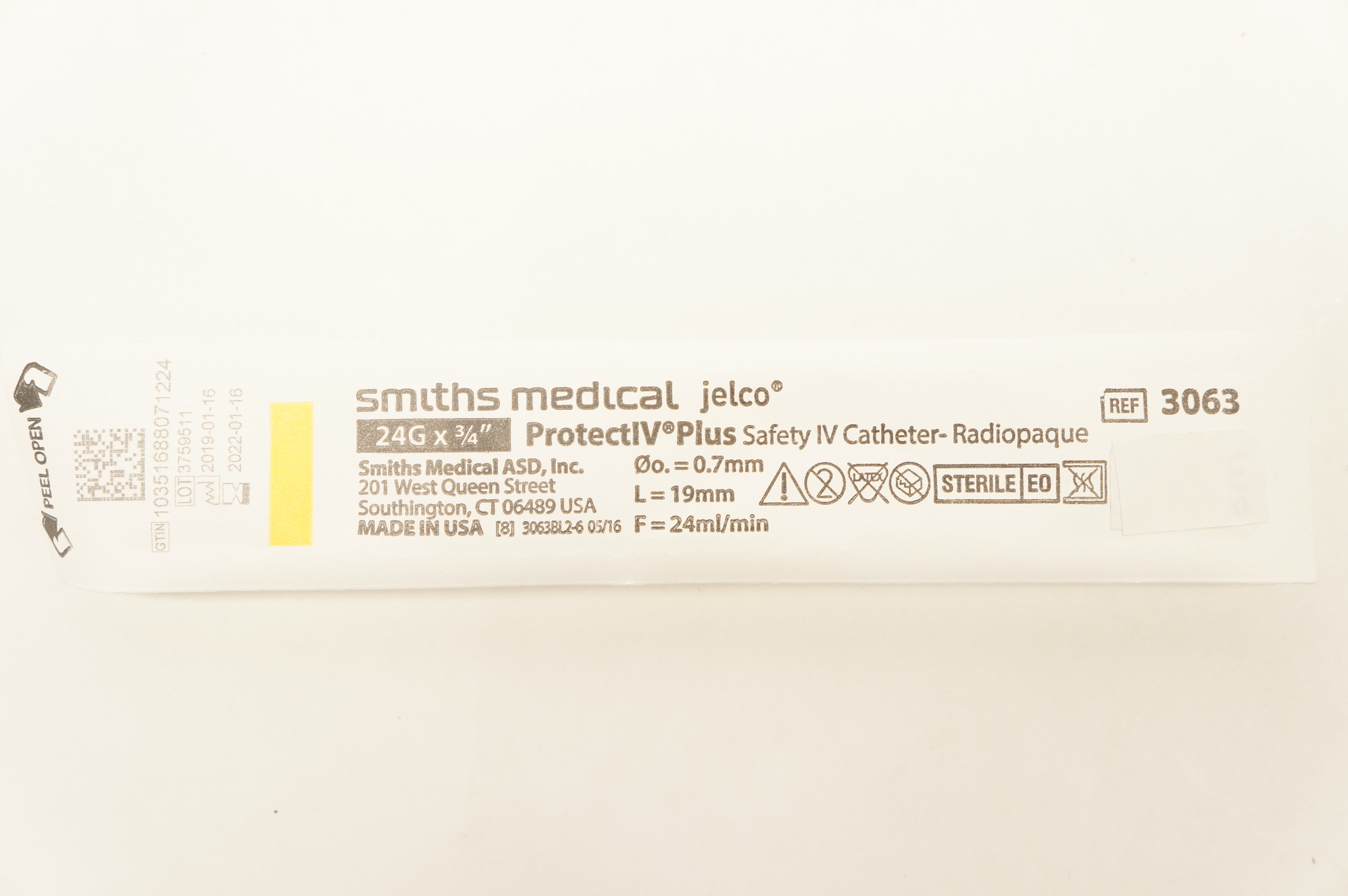 Smiths Medical 3063 Protect IV Plus Safety Cath. 24G x 3/4inch