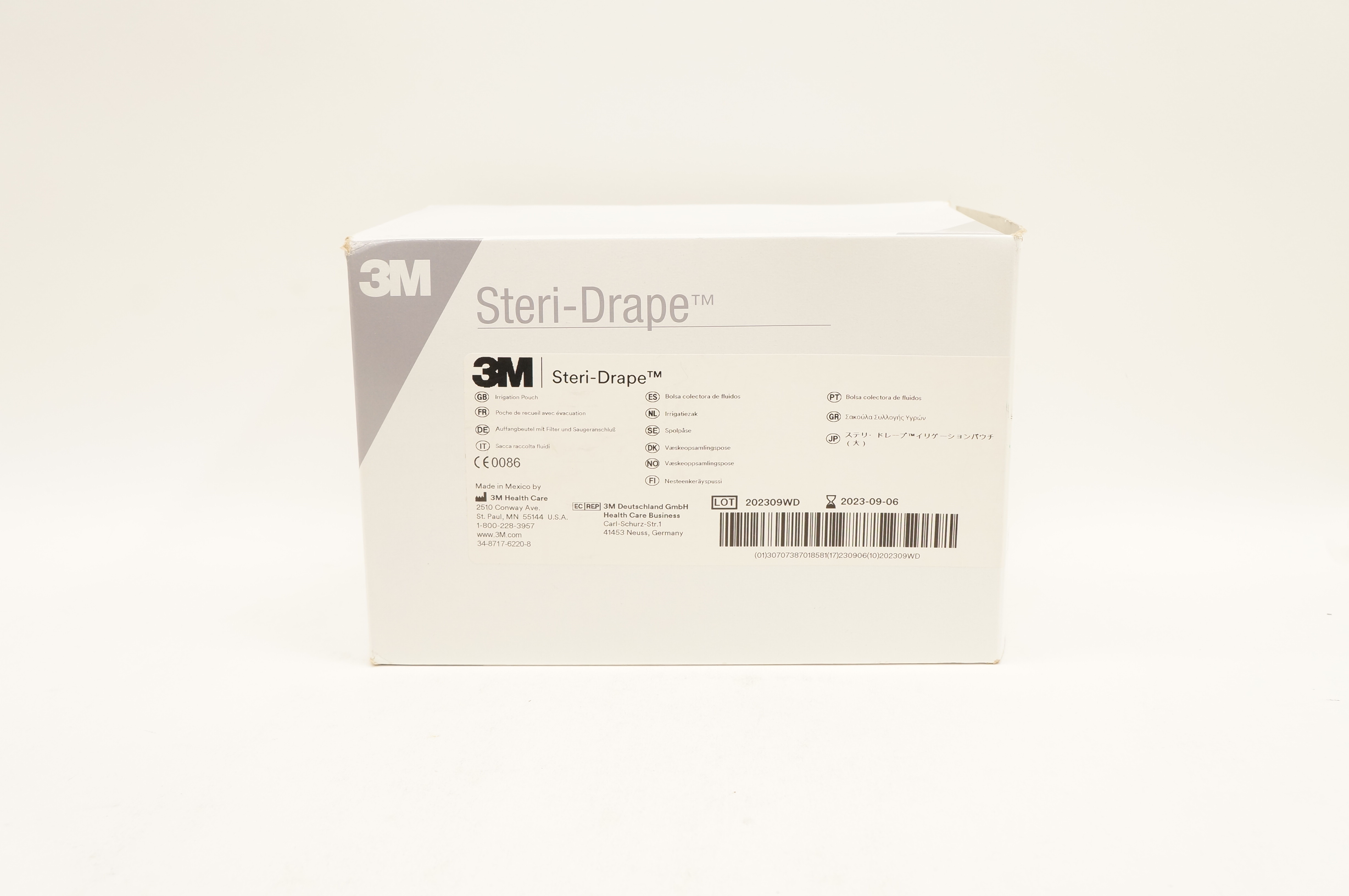 3M 1016 Steri-Drape Irrigation Pouch 19 inch x 23 inch - Box of 10