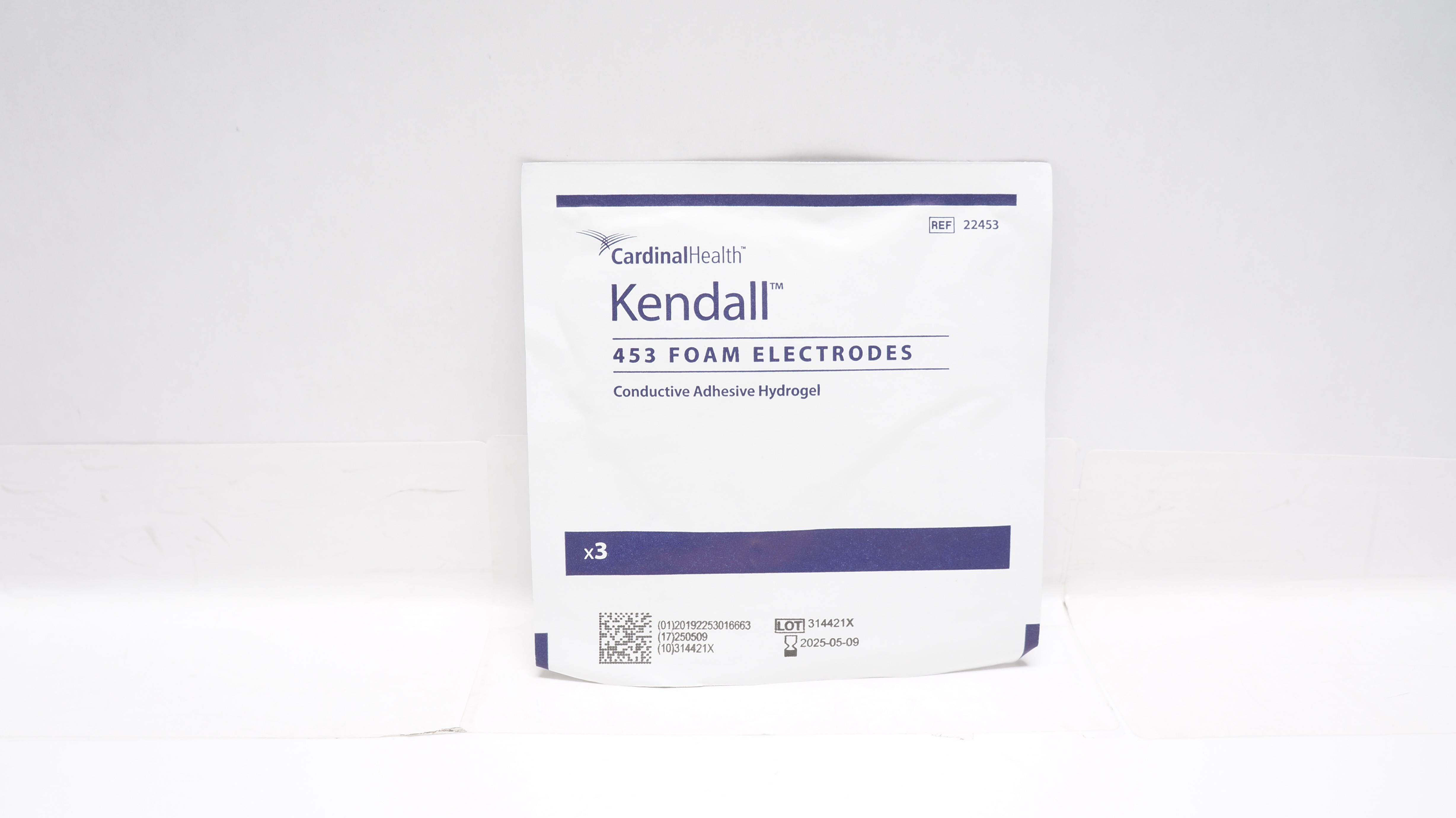 Cardinal Health 22453 Kendall 453 Foam Electrodes - Pack of 3