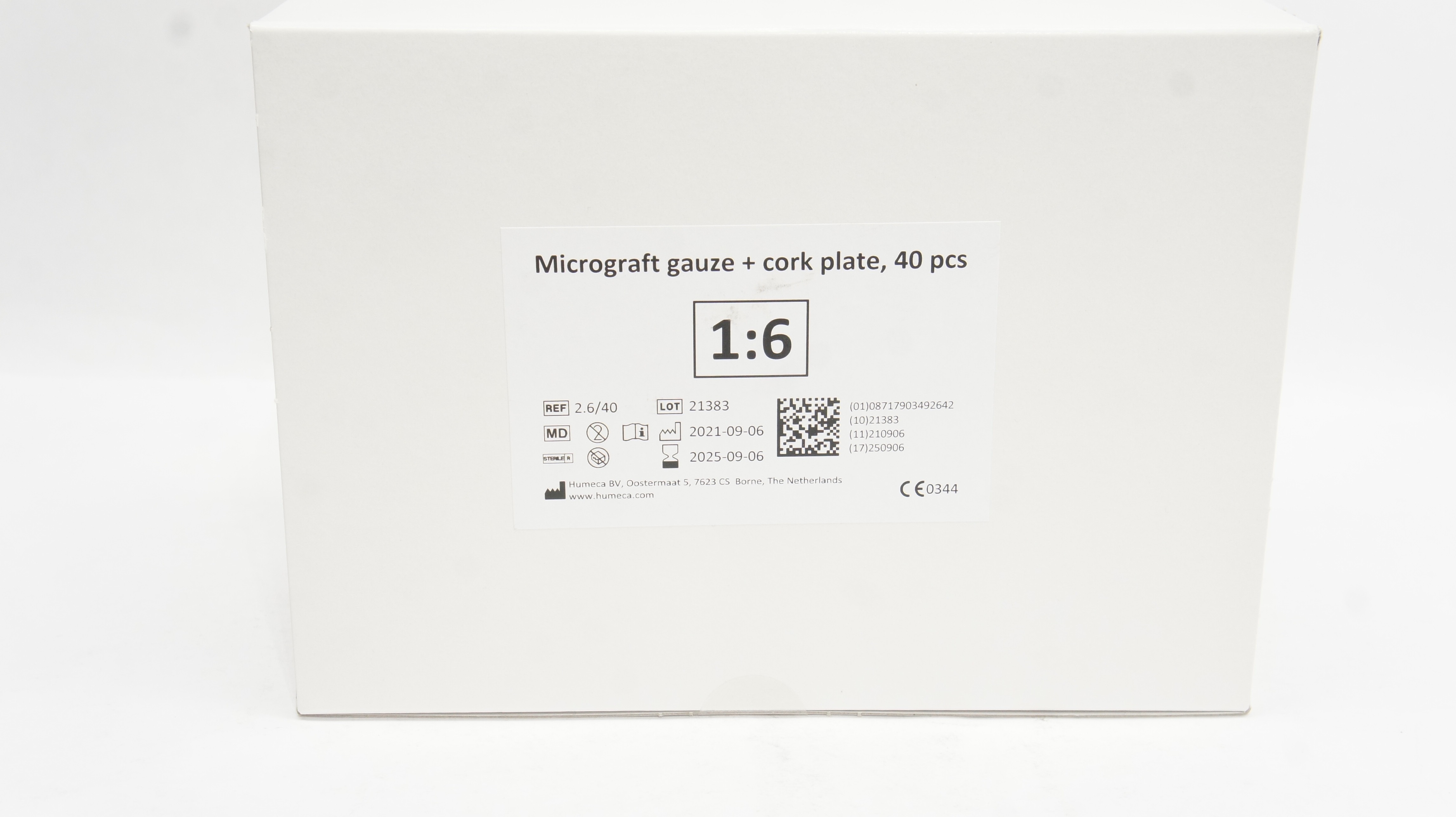 Humeca 2.6/40 Micrograft Gauze + Cork Plate, 1:6 - Box of 40