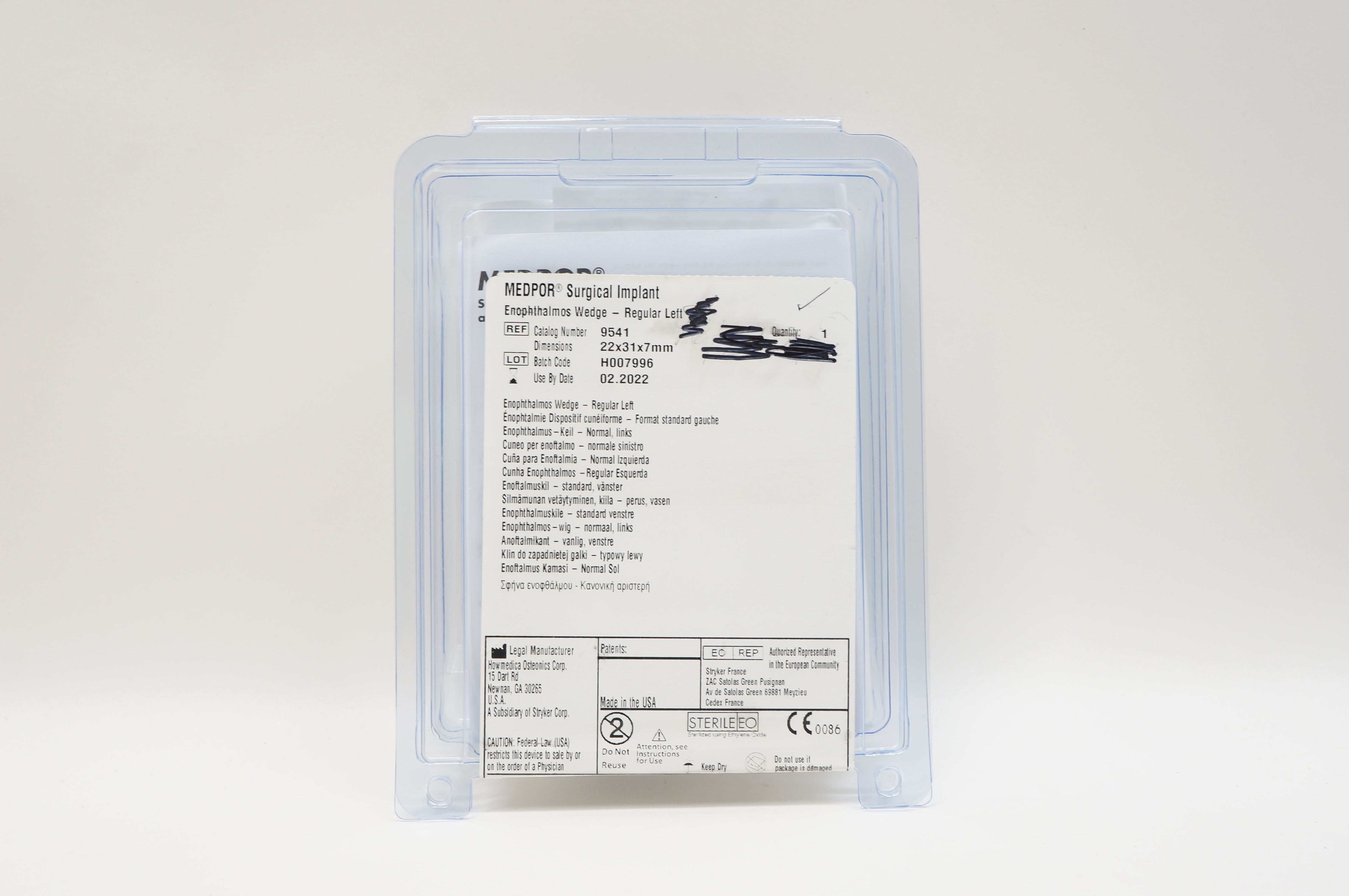 Howmedica 9541 MEDPOR Surgical Implant 22 x 31 x 7mm