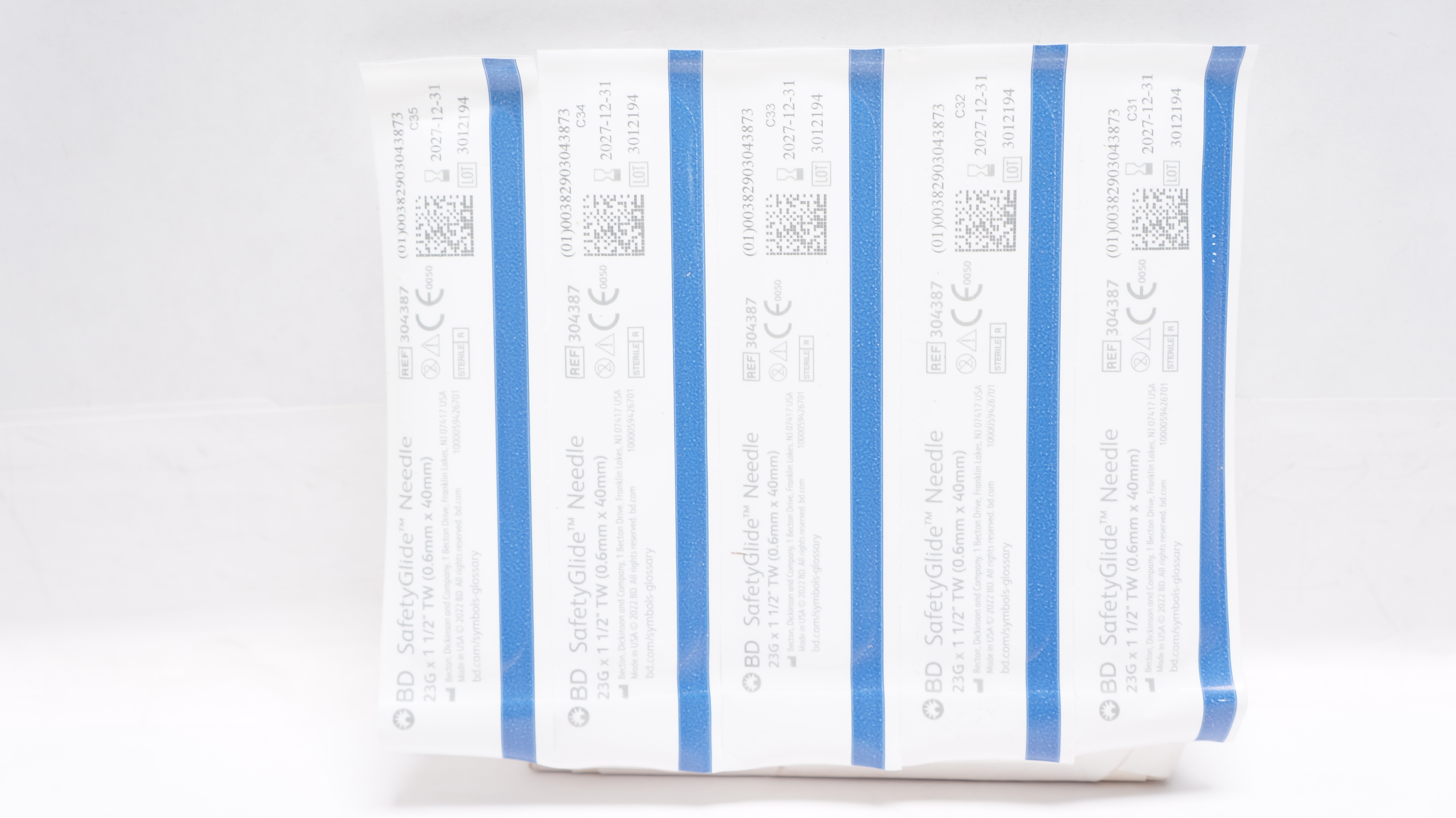 BD 304387 SafetyGlide Ndle 23 G x 1/1/2 inch - 5 Packs