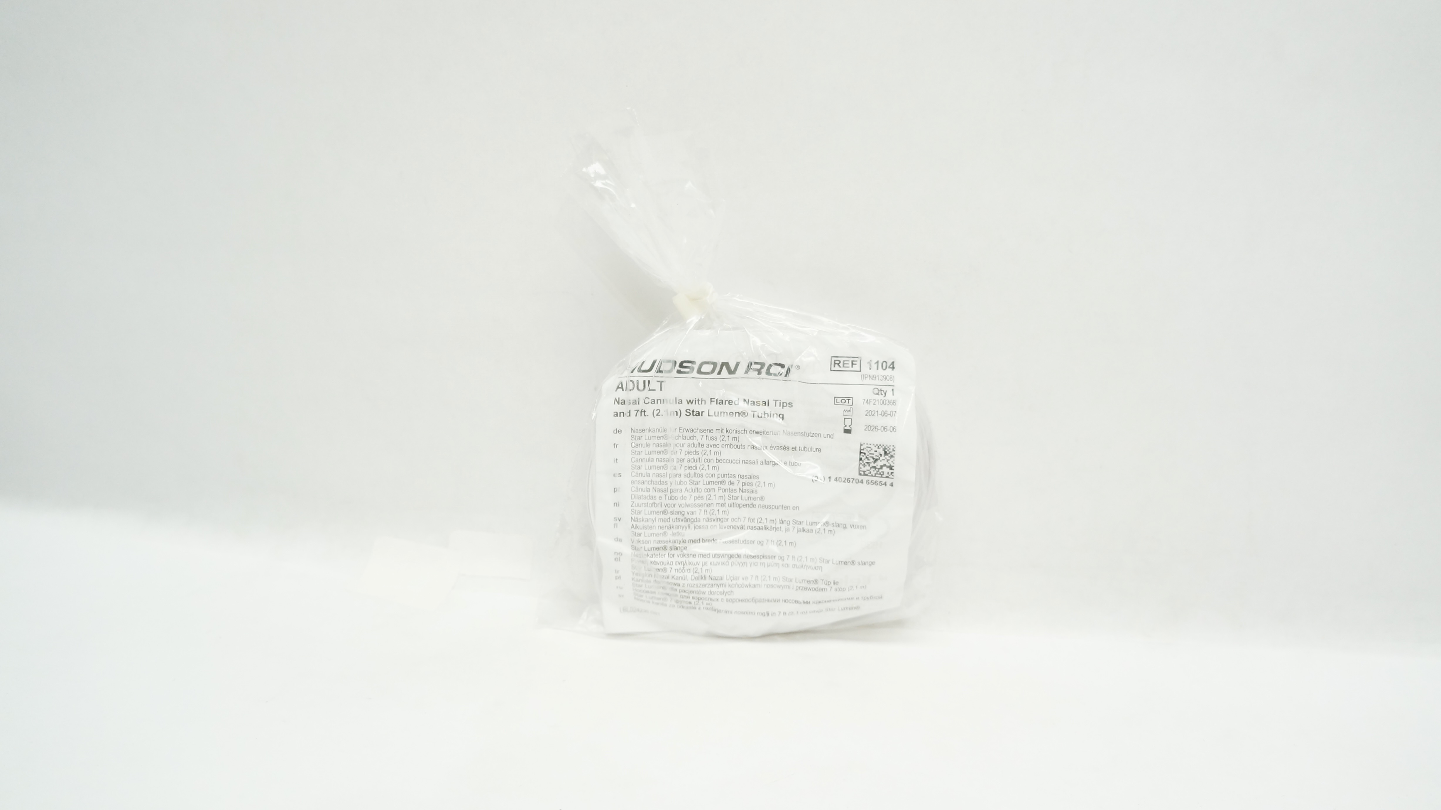 Teleflex 1104 Medical Hudson RCI Adult Nasal Cannula w/Flared Nasal Tips