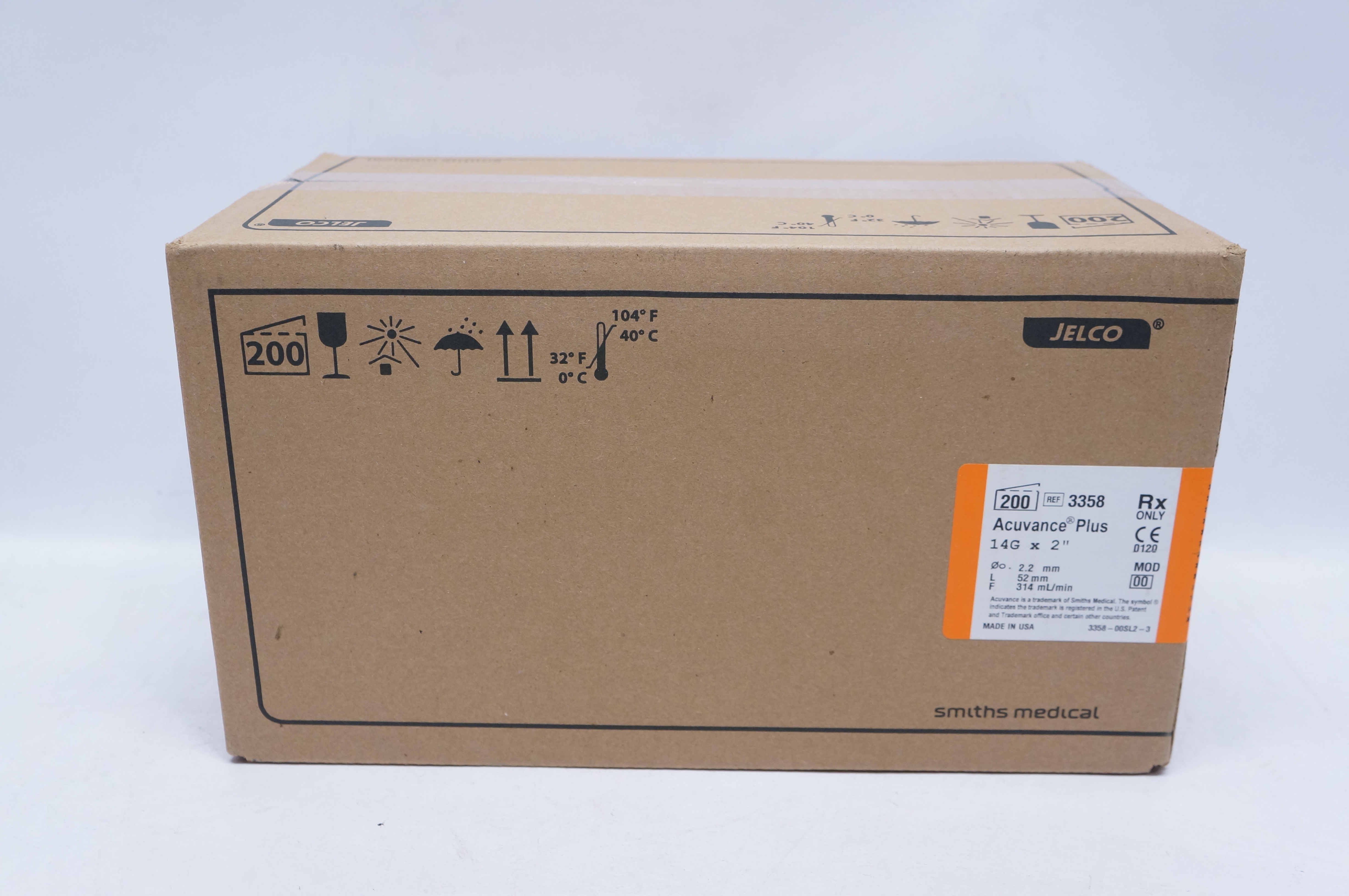 Smiths Medical 3358 Acuvance Plus 14G x 2inch - Box of 200