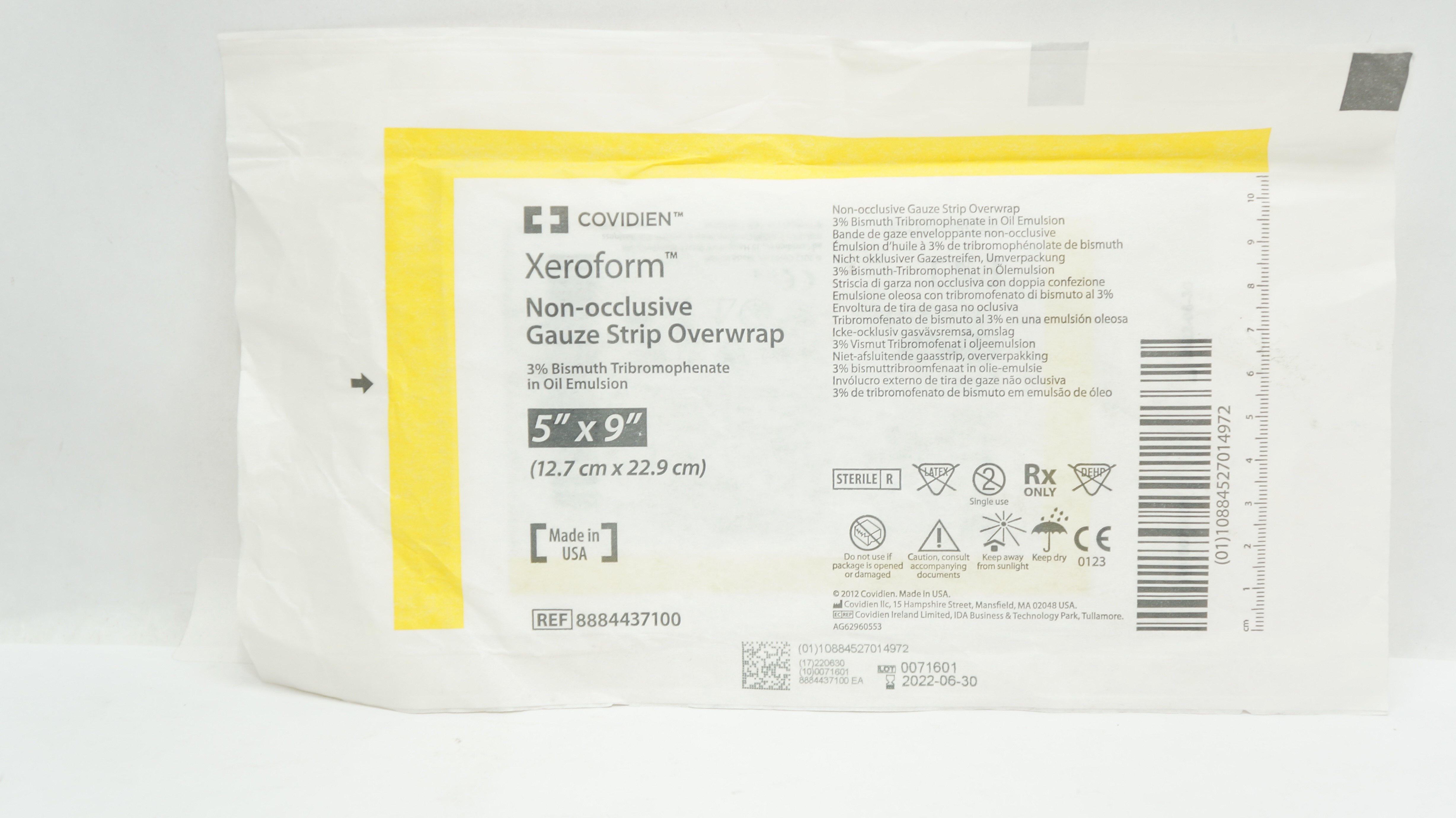Covidien 8884437100 Xeroform Non-Occlusive Gauze Strip Overwrap 5 x 9inch (x)