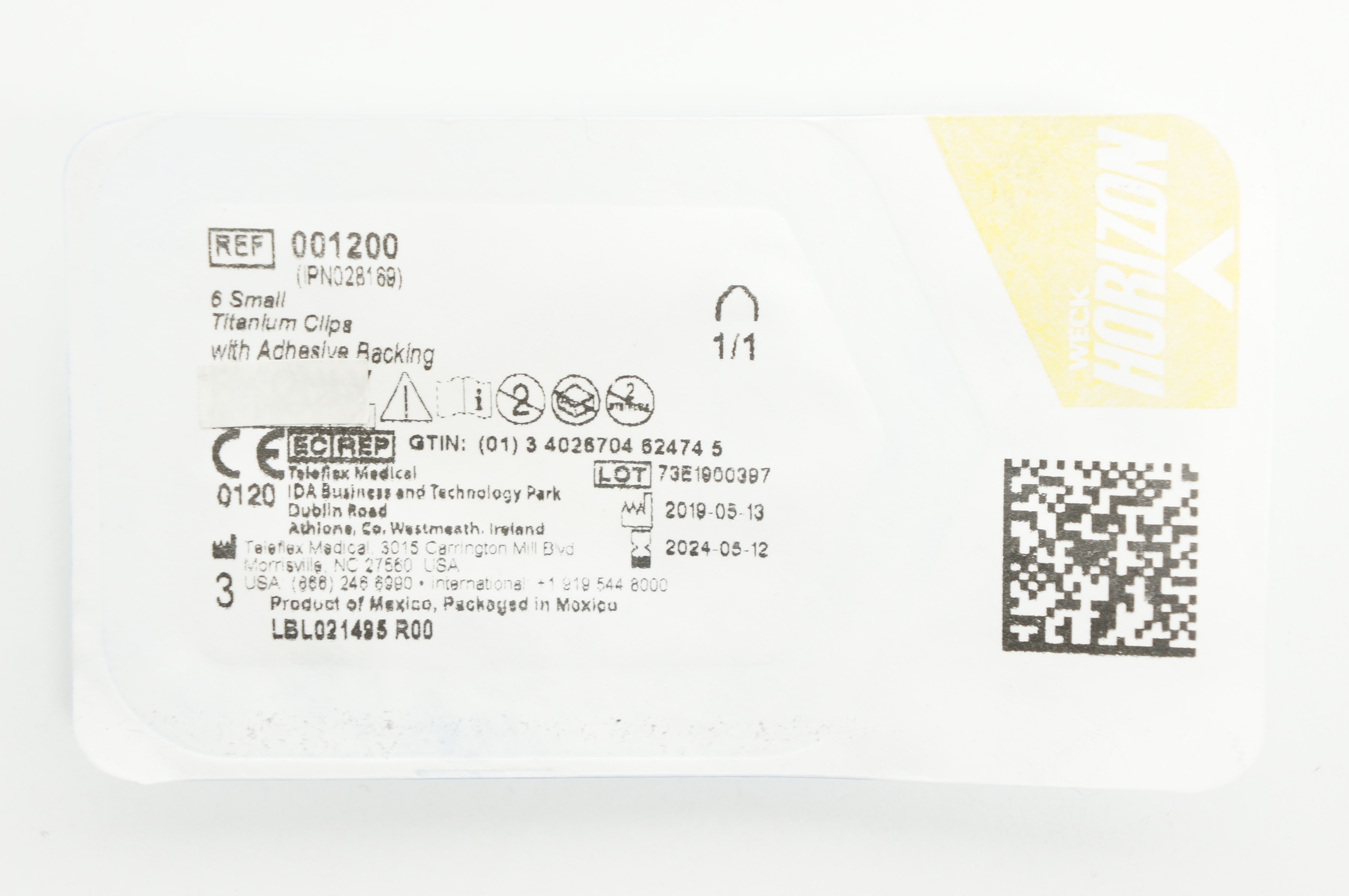 Teleflex 001200 Weck Horizon 6 Small Titanium Clips with Adhesive Backing 1/1