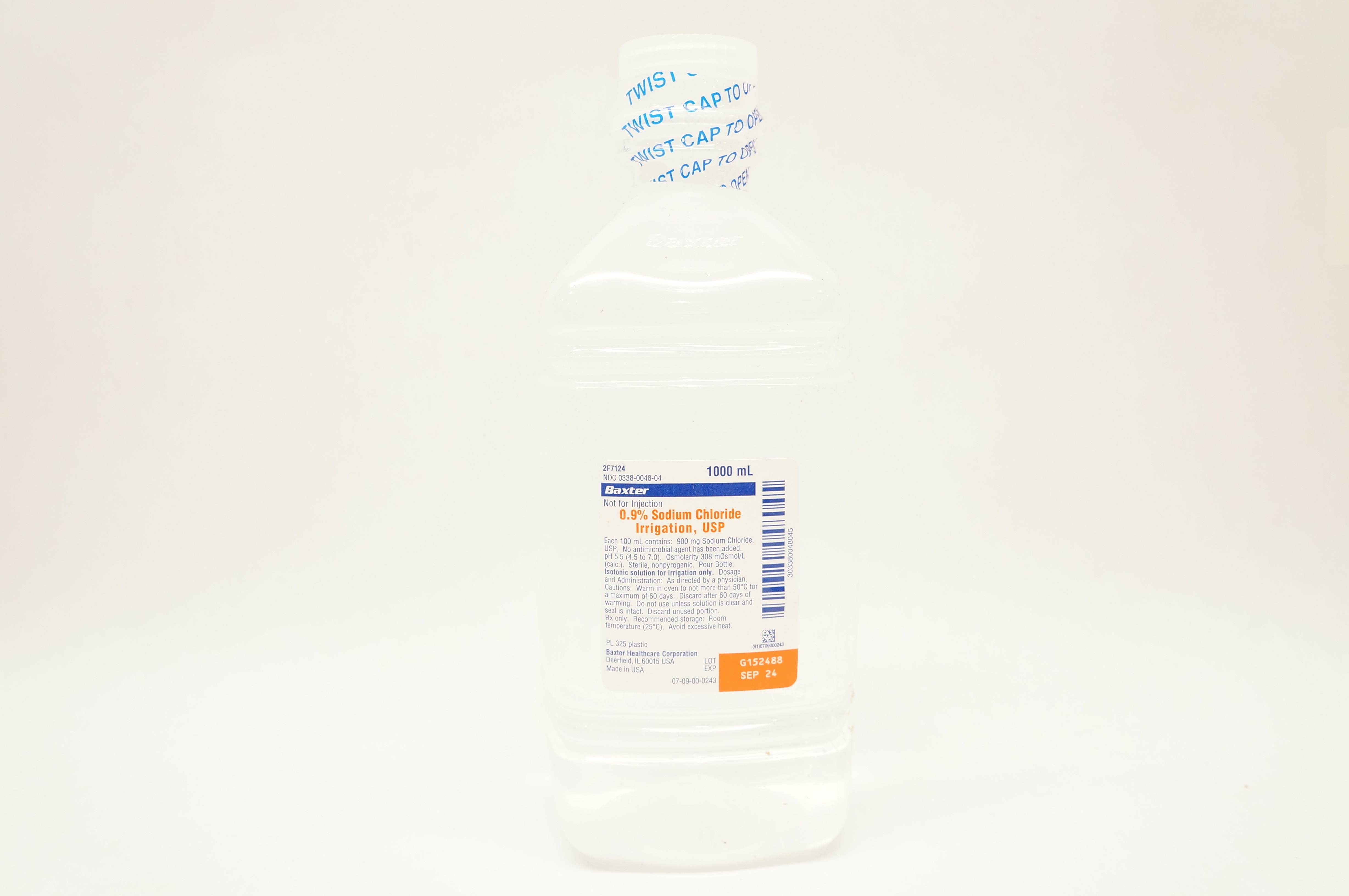 Baxter 2F7124 0.9% Sodium Chloride Irrigation USP 1000 mL Bottle