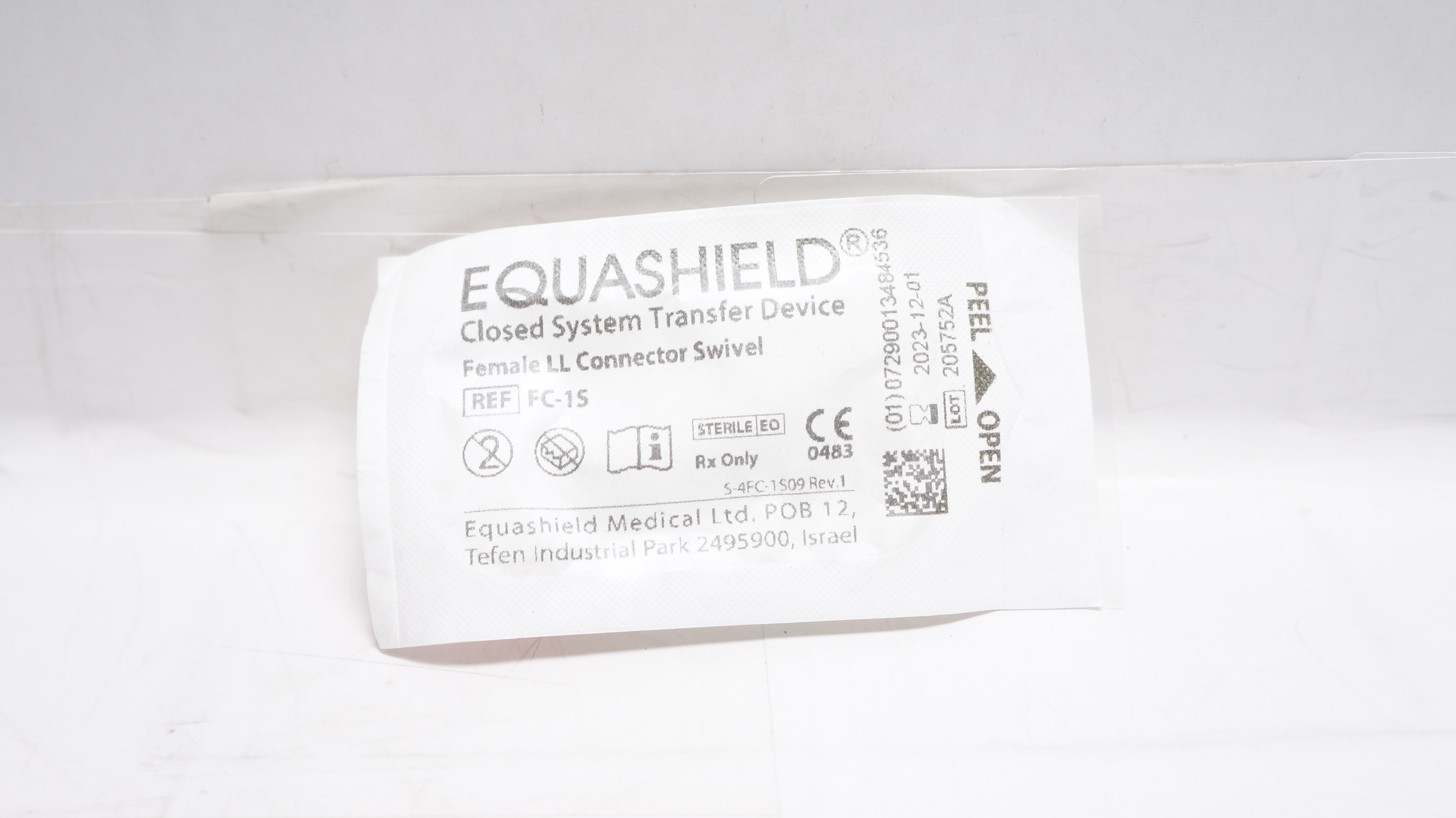 Equashield FC-15 Closed System Transfer Device Female LL Connector Swivel (x)