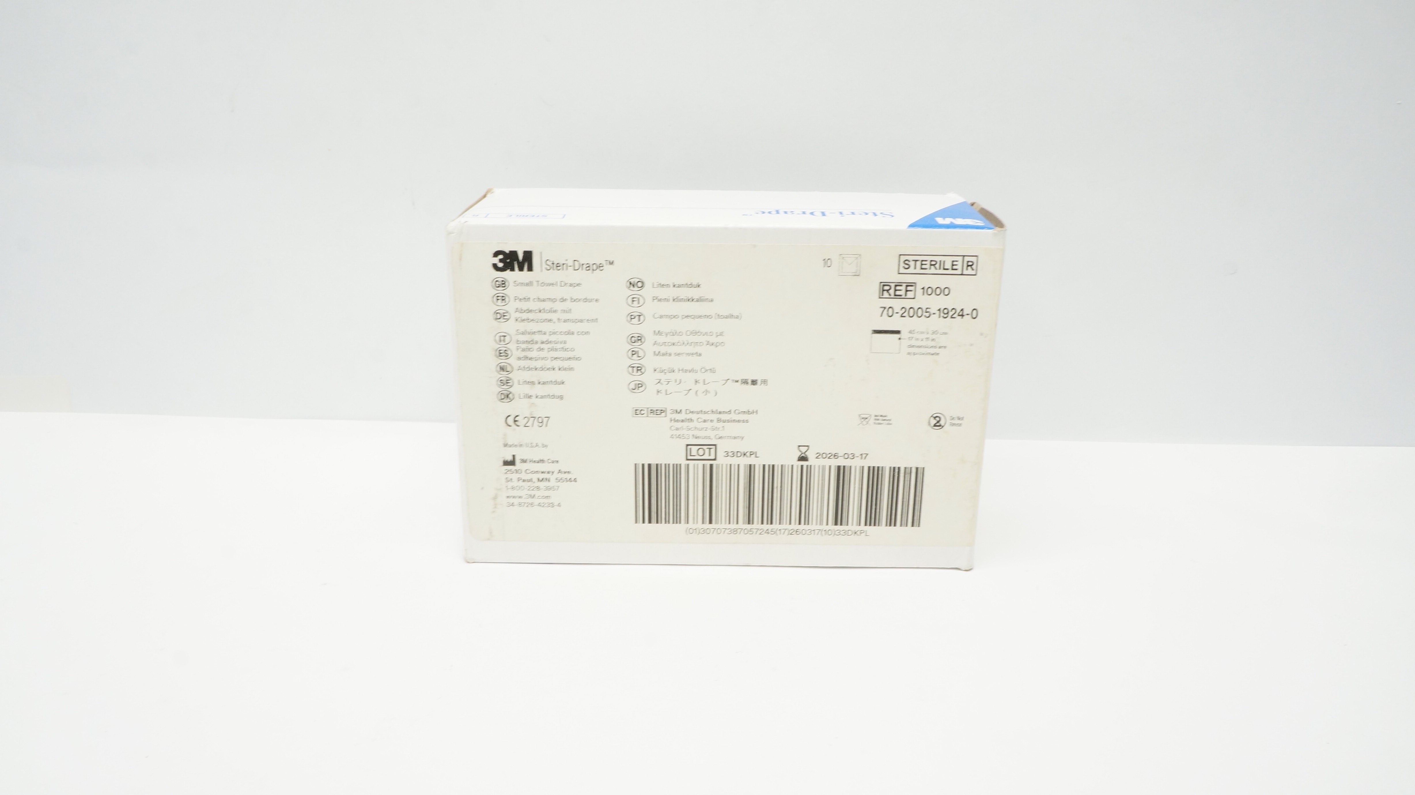 3M 1000 Steri-Drape Small Towel Drape 17 inch x 11 inch Approx. - Box of 9