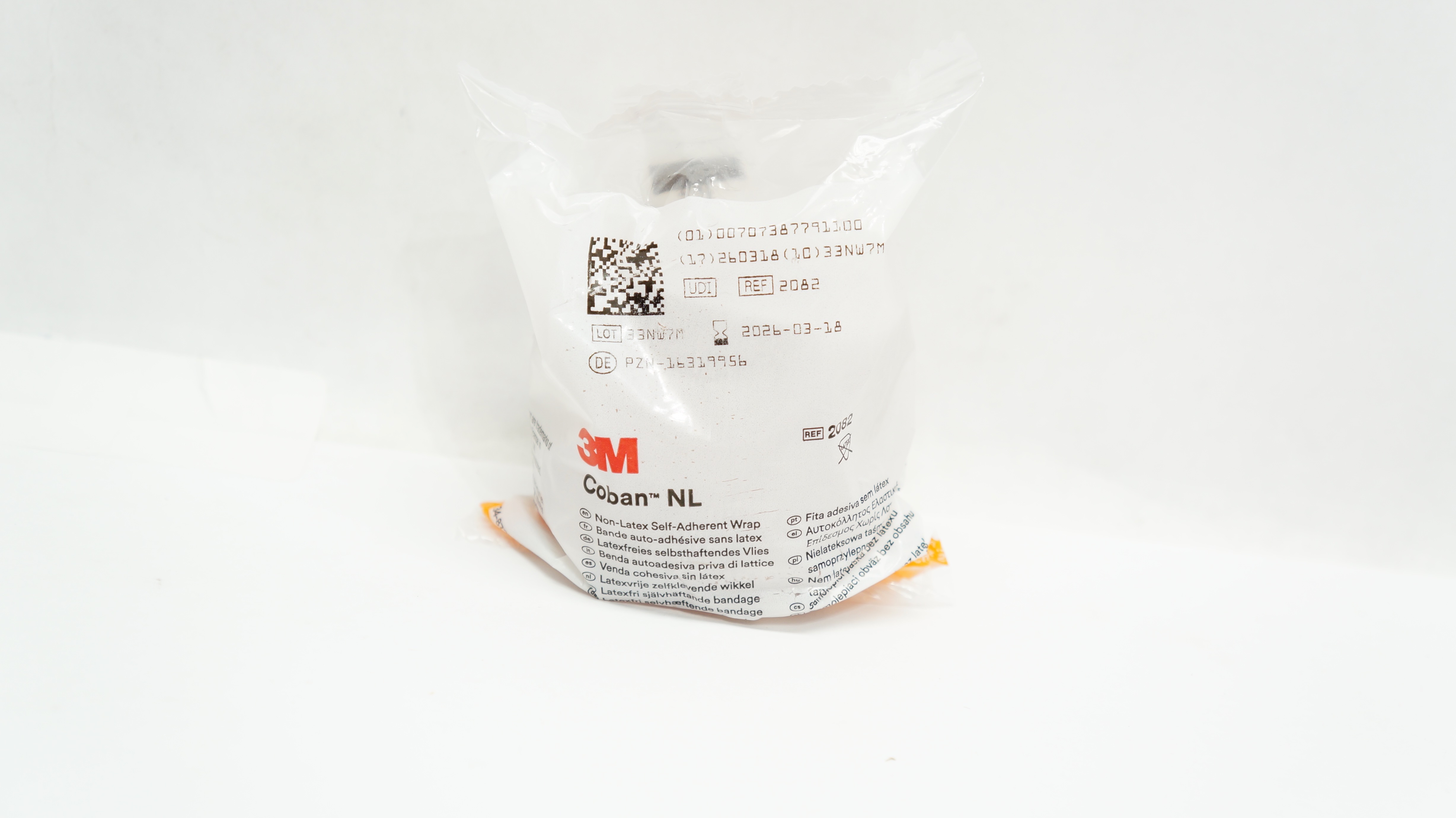 3M 2082 Coban Non-Latex Self-Adherent Wrap 2inch x 5yd