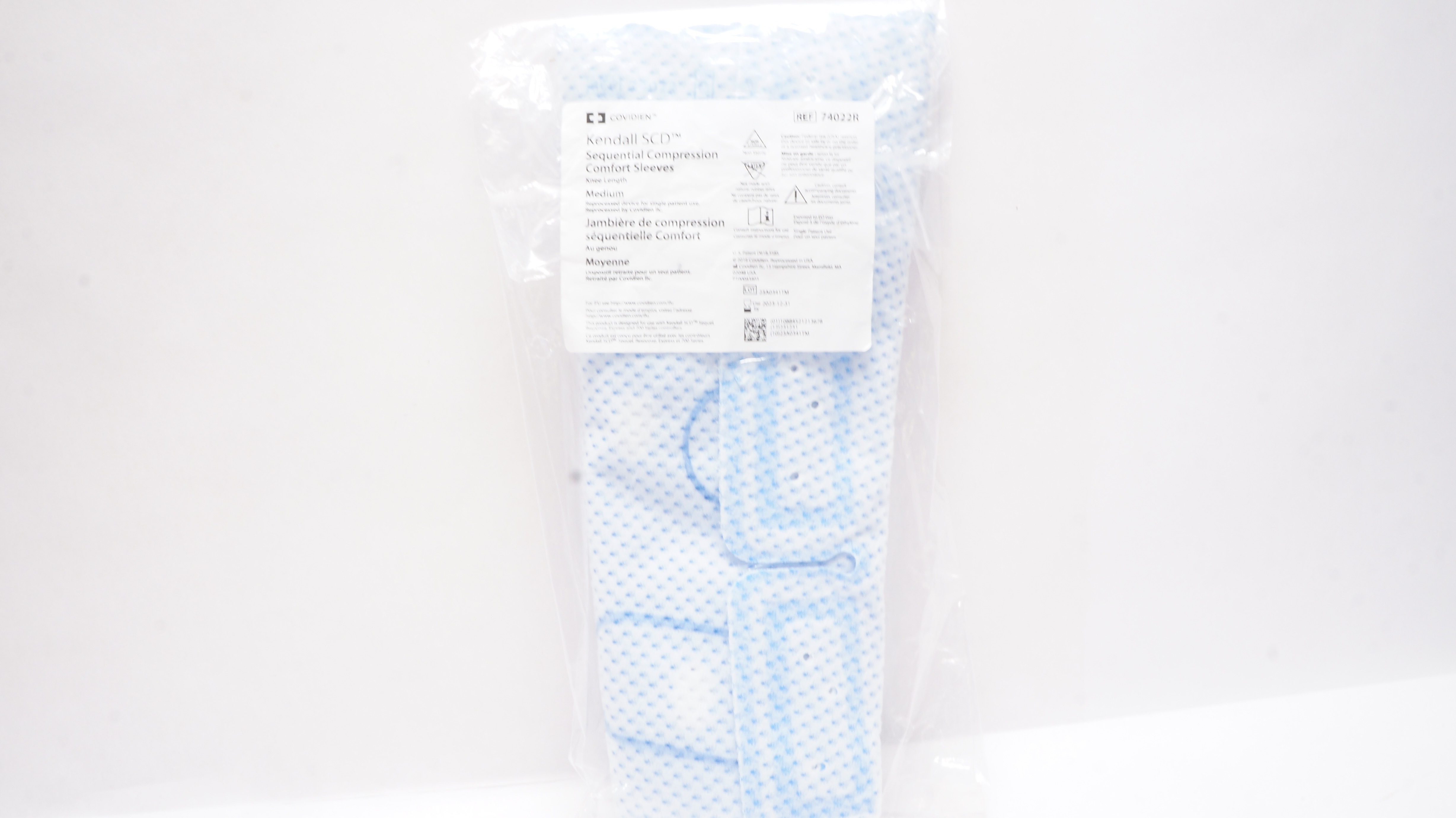 Covidien 74022R Kendall SCD Sequential Compression Comfort Sleeves Medium