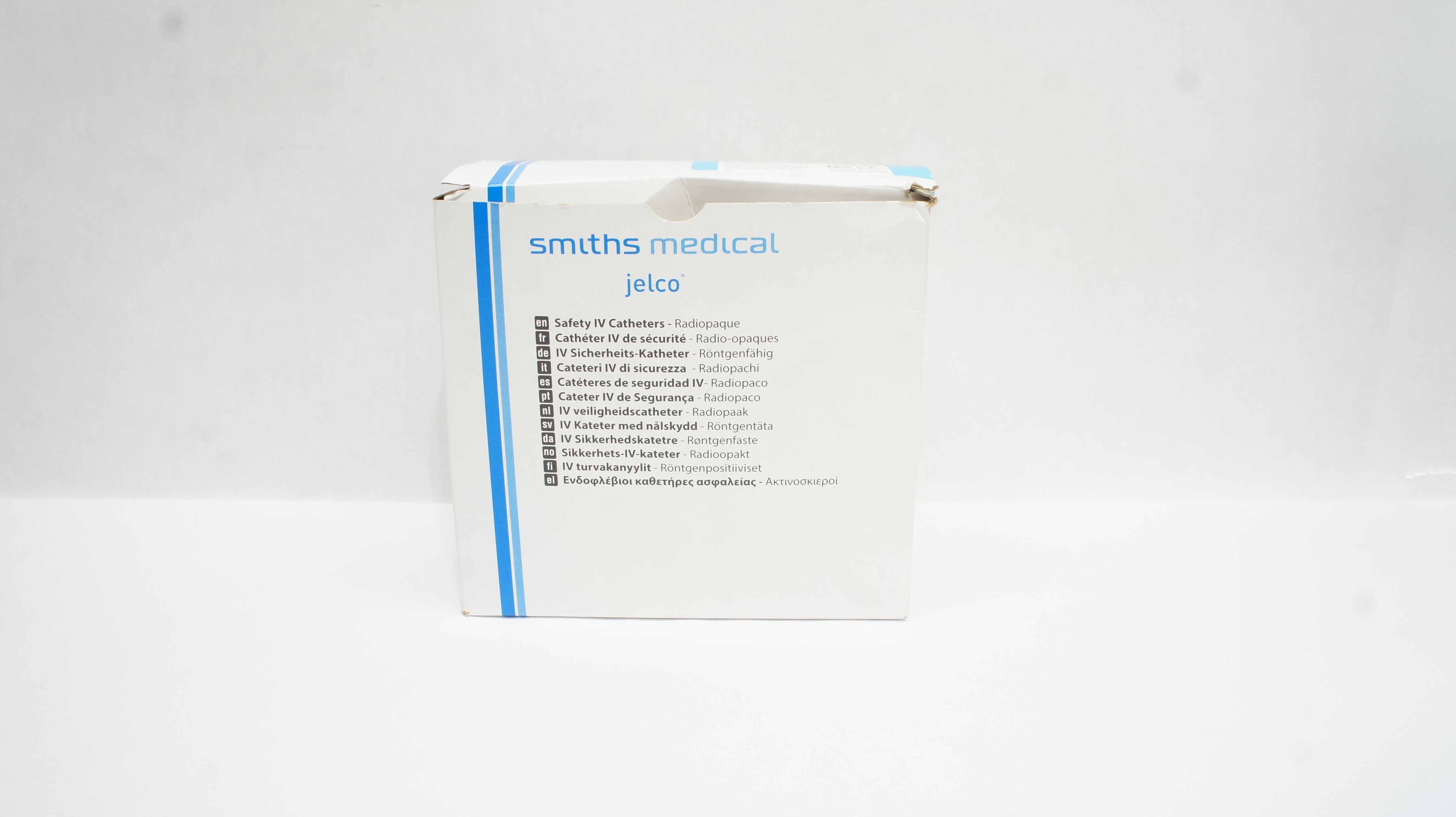 Smiths Medical 3060 ProtectIV Plus Safety Cath. 22G x 1inch 38ml/min - Box of 50