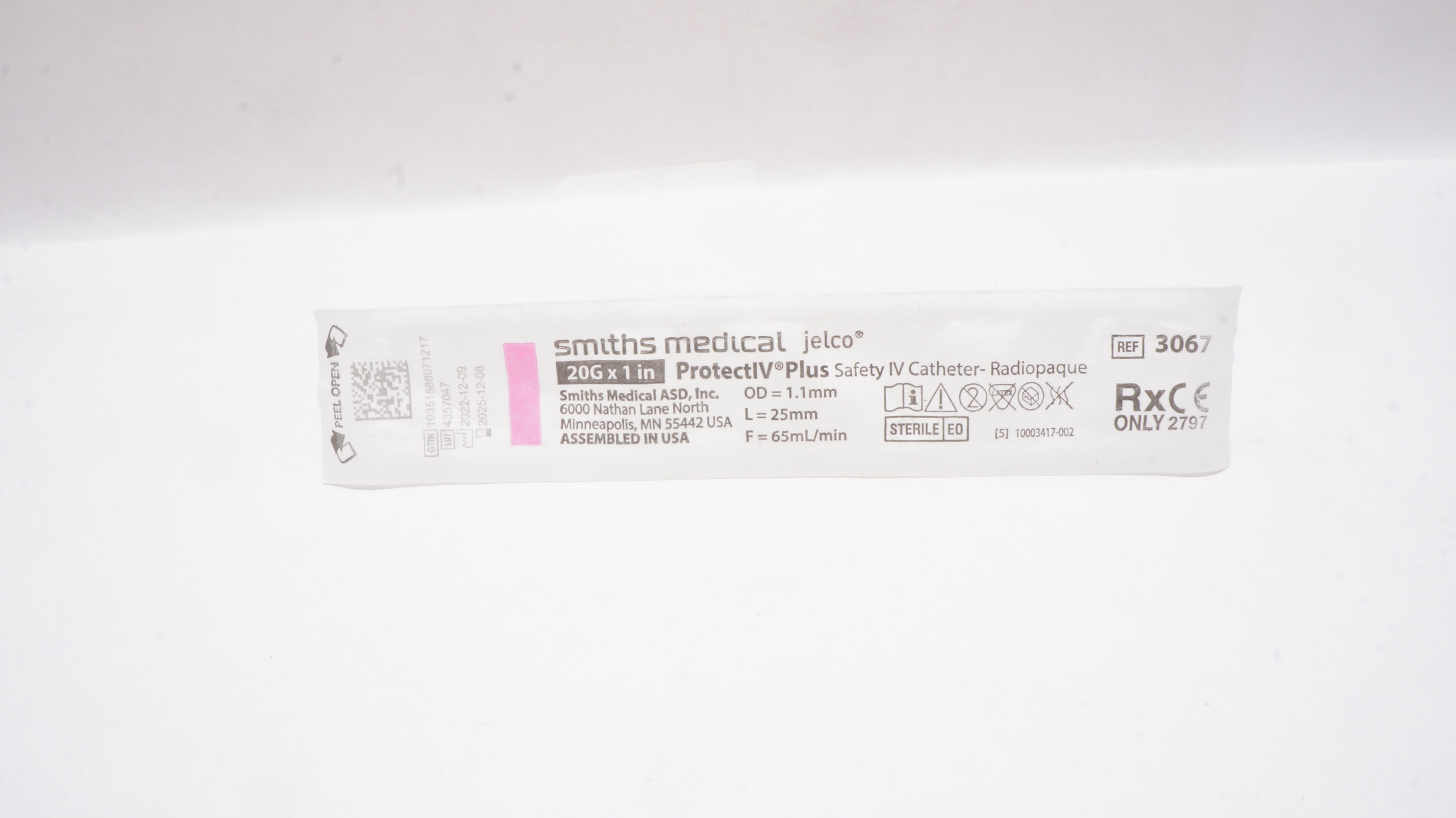 Smiths Medical 3067 Protect IV Plus Safety Cath. Radiopaque 20G x 1inch