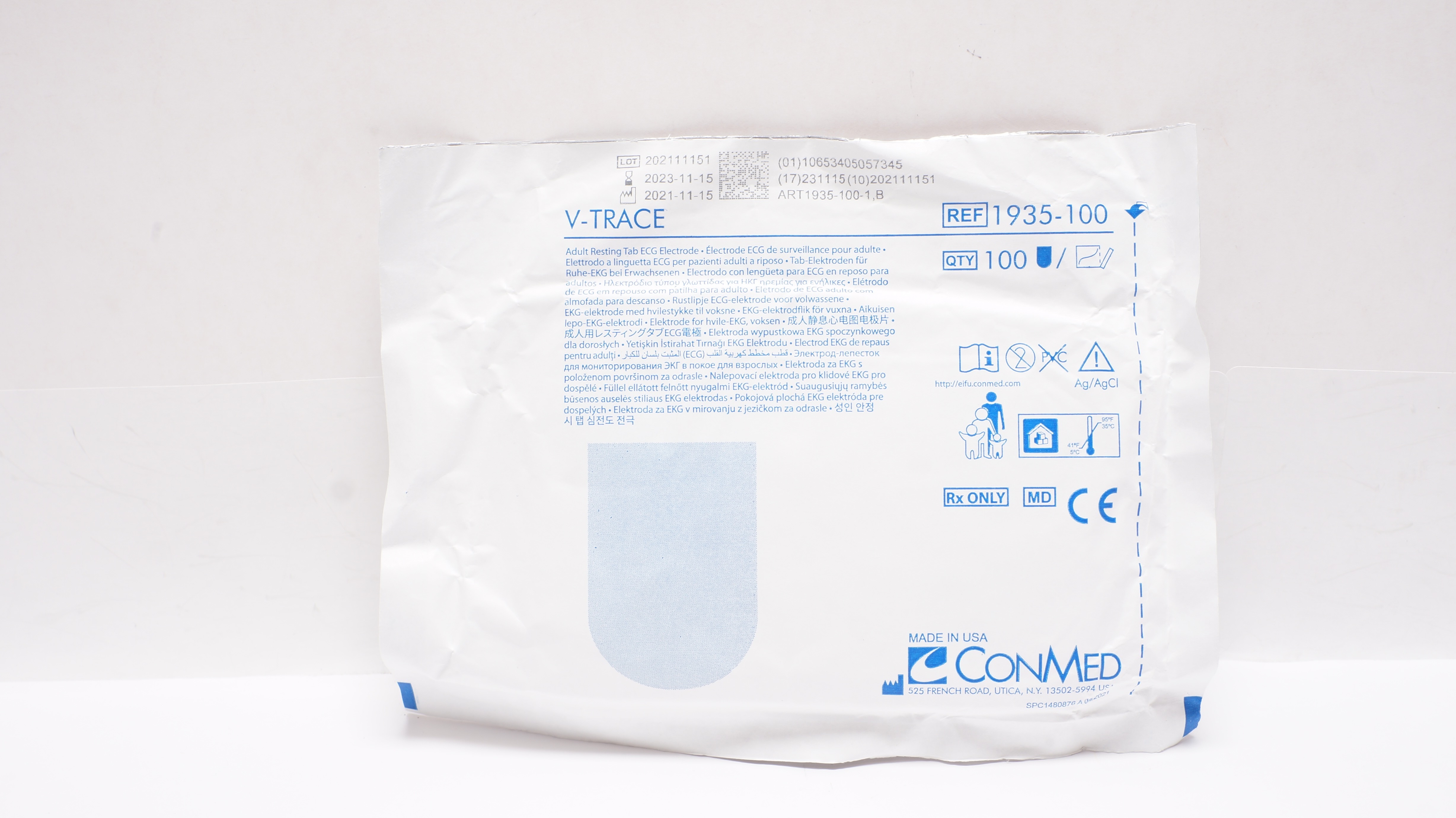 ConMed 1935-100 V-Trace Adult Resting Tab ECG Electrode - Pack of 100 (x)