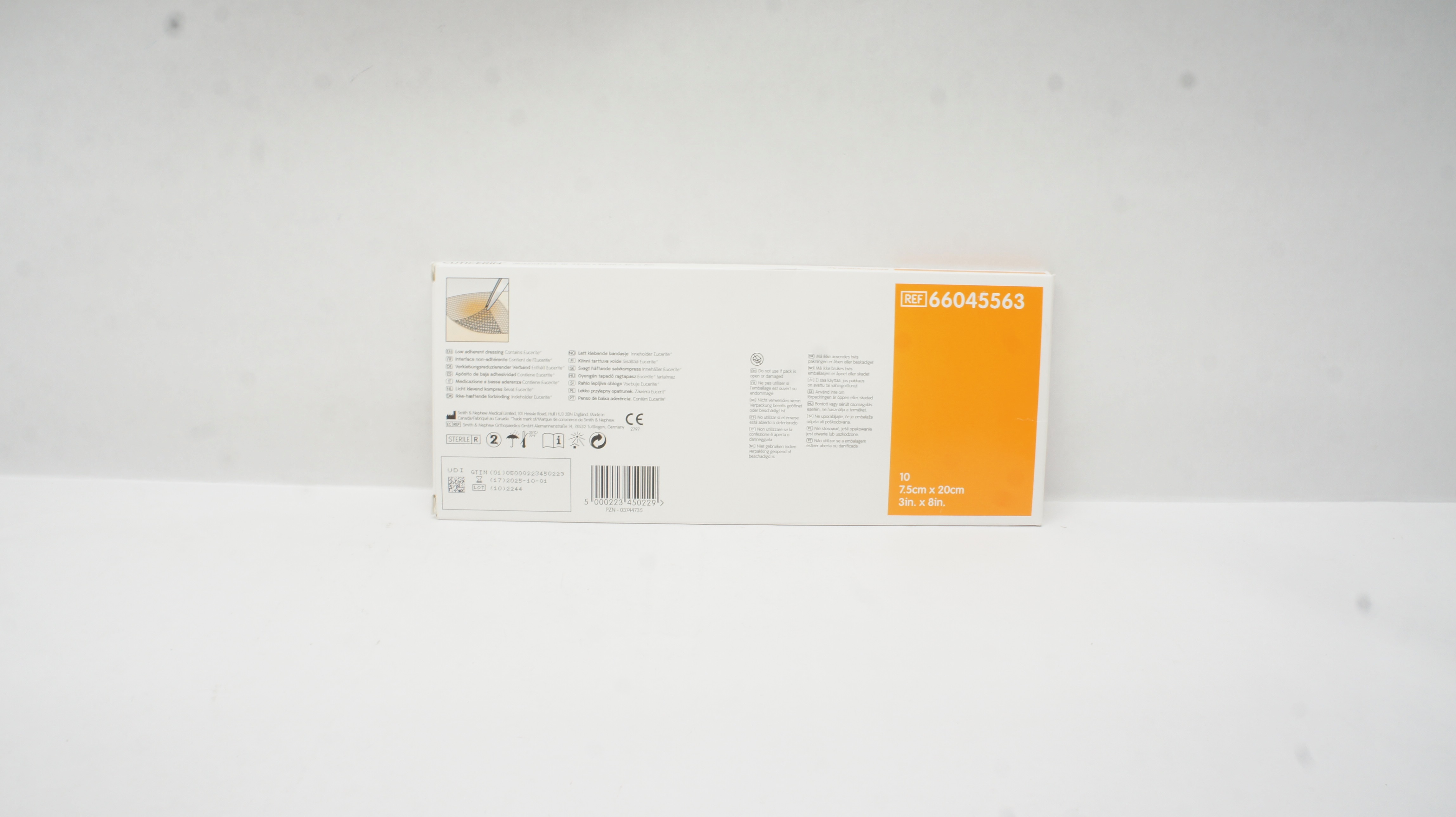 Smith & Nephew 66045563 CUTICERIN Low-Adherent Dressing 3 x 8 inch - Box of 10