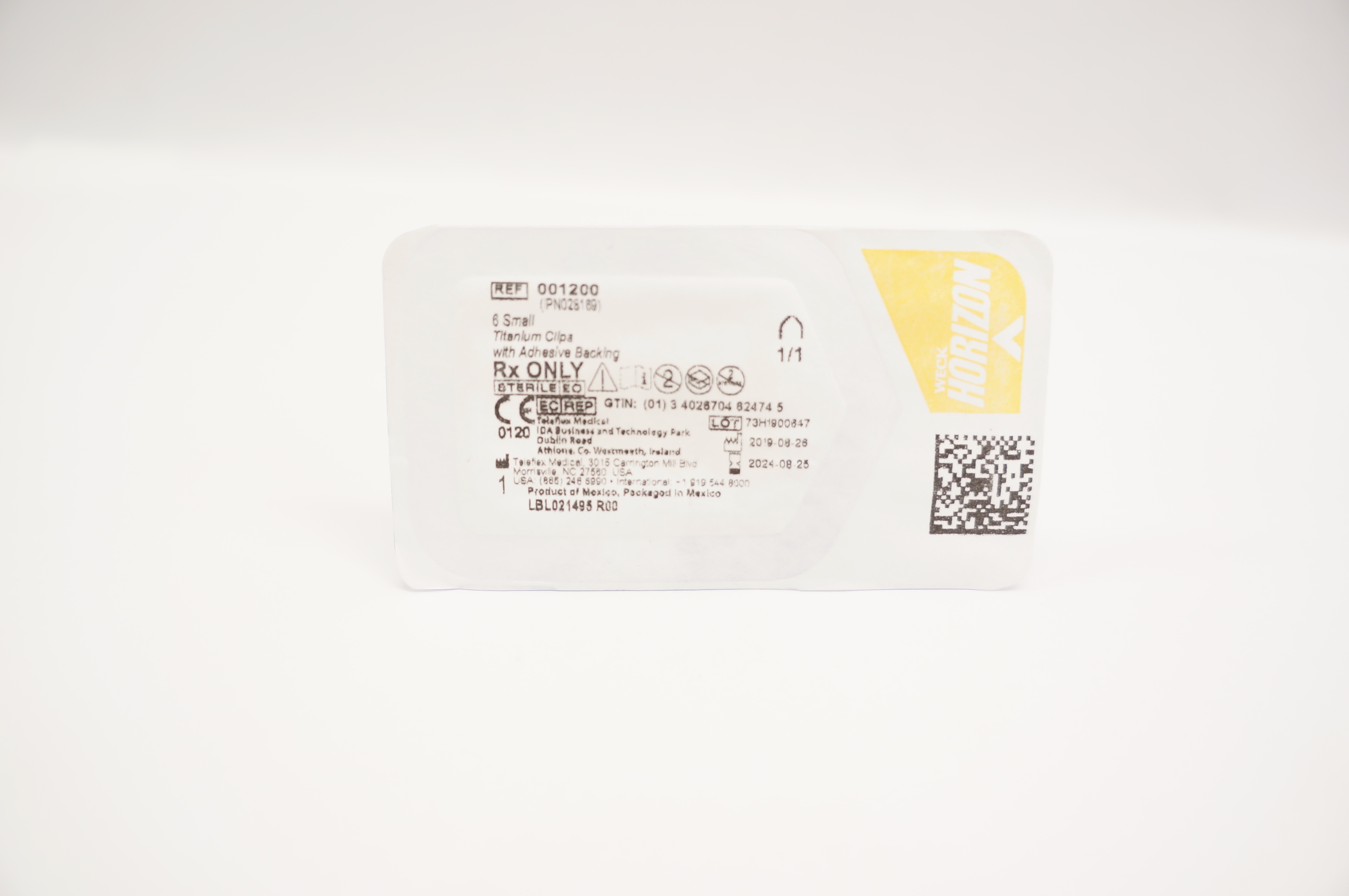 Teleflex 001200 Weck Horizon 6 Small Titanium Clips with Adhesive Backing