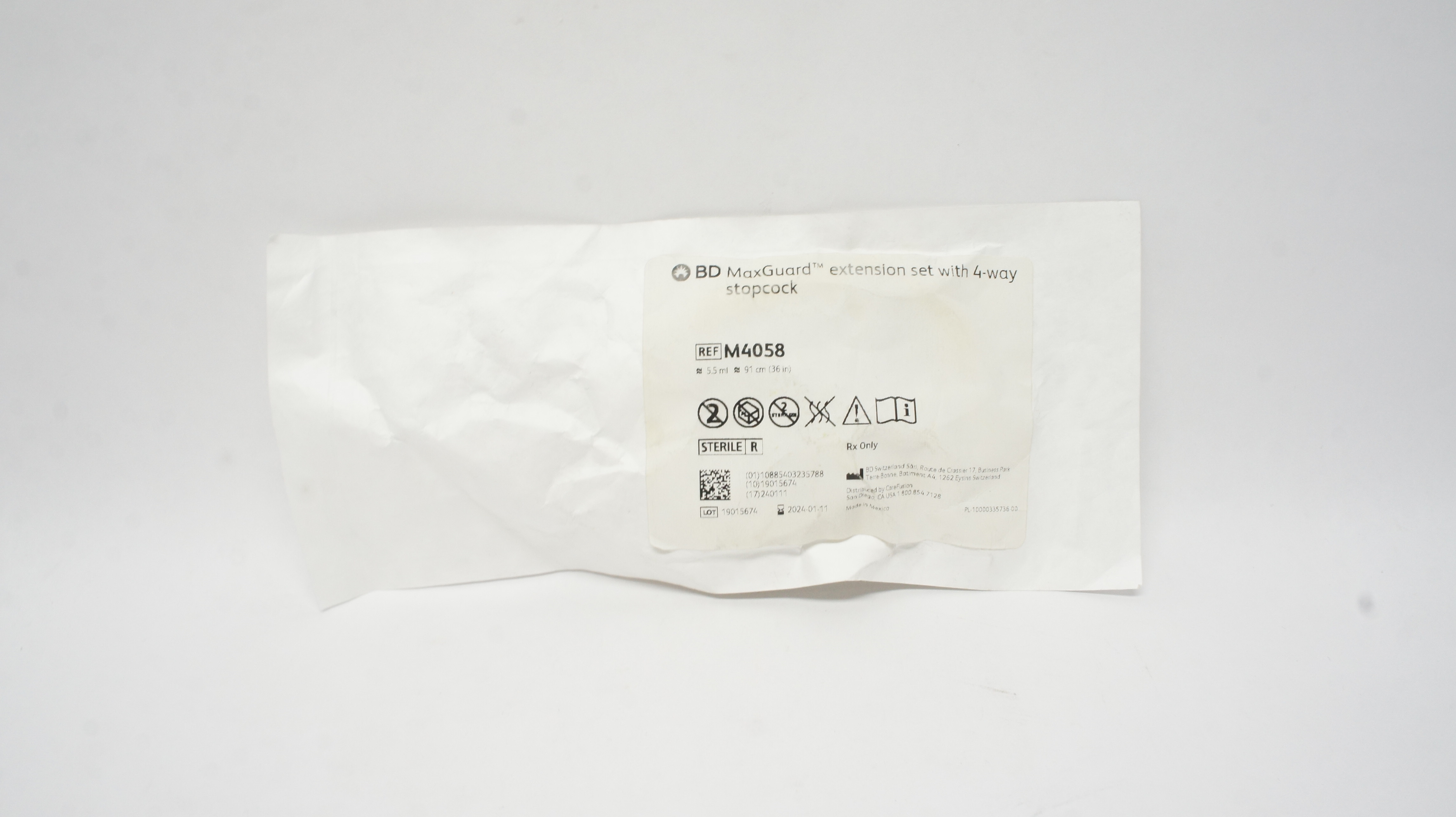 BD M4058 MaxGuard Extension Set with 4-Way Stopcock 36inch x 5.5ml