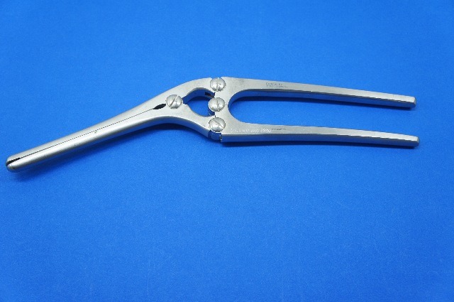 Codman 19-4076 Payr Pylorus Clamp Straight 11in