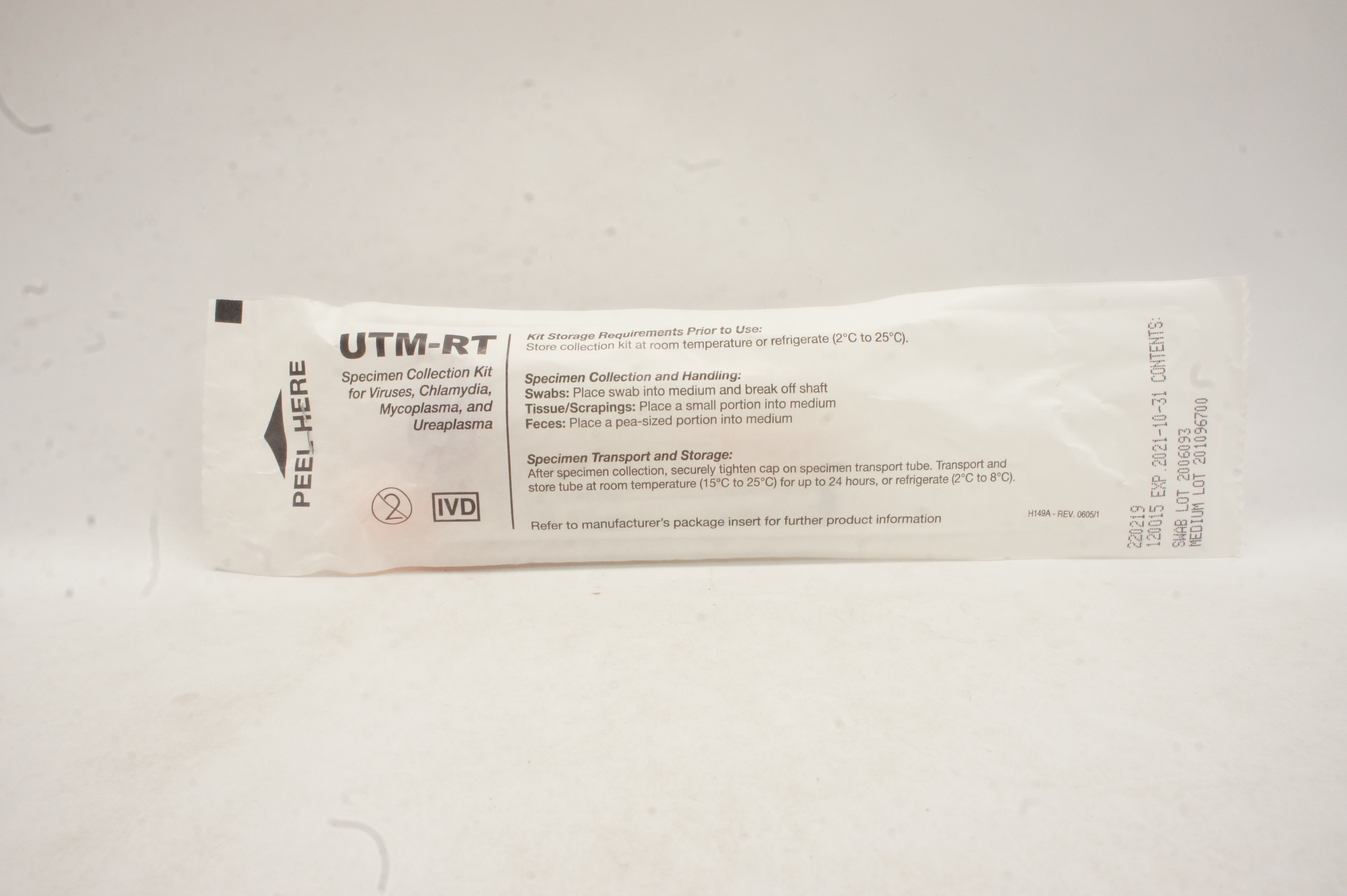 Copan UTM-RT Specimen Collection Kit Medium