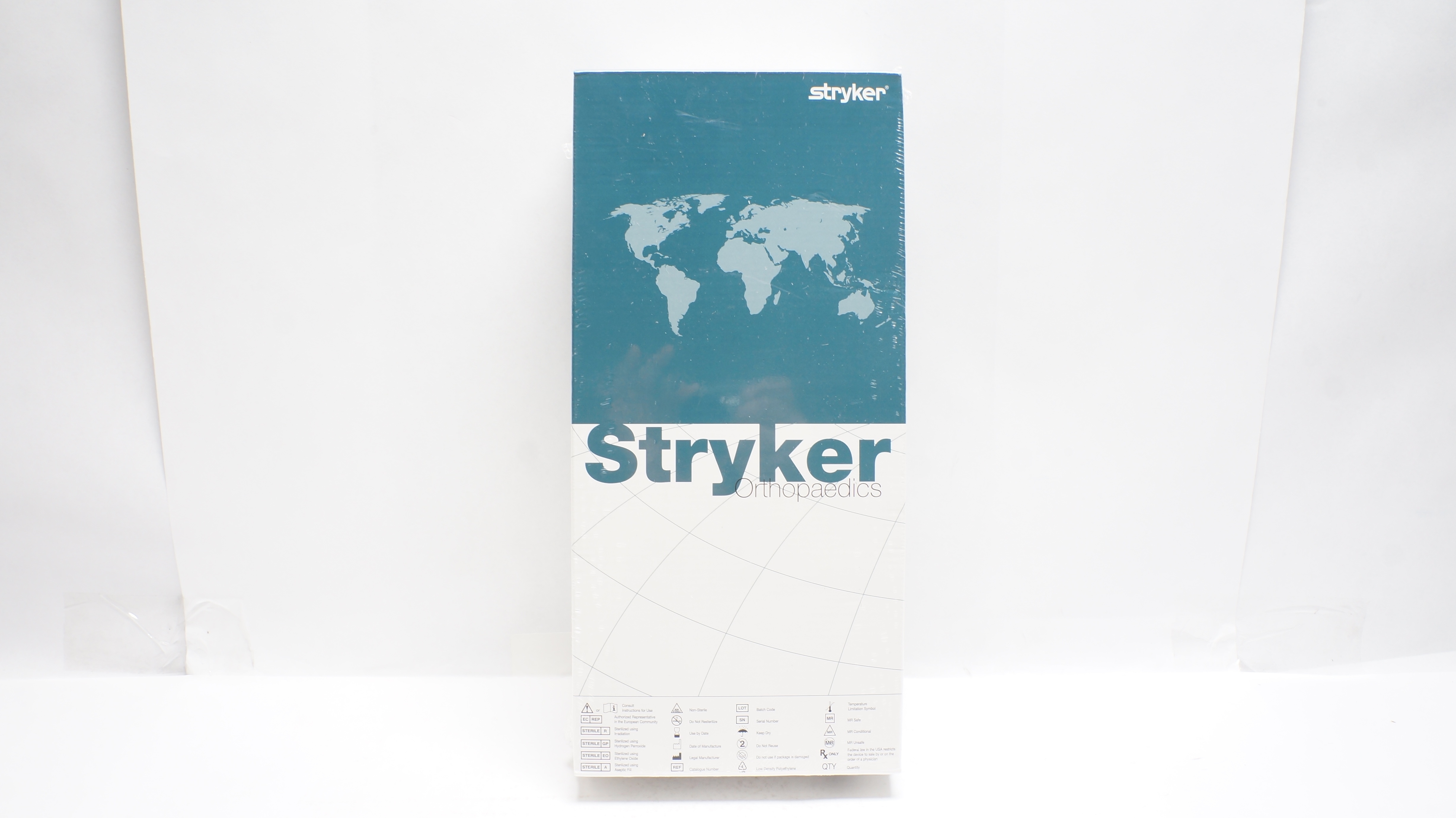 Stryker 6057-0740D Accolade 127° Comented Hip Stem Size 7,V40,40mm x 158mm (x)