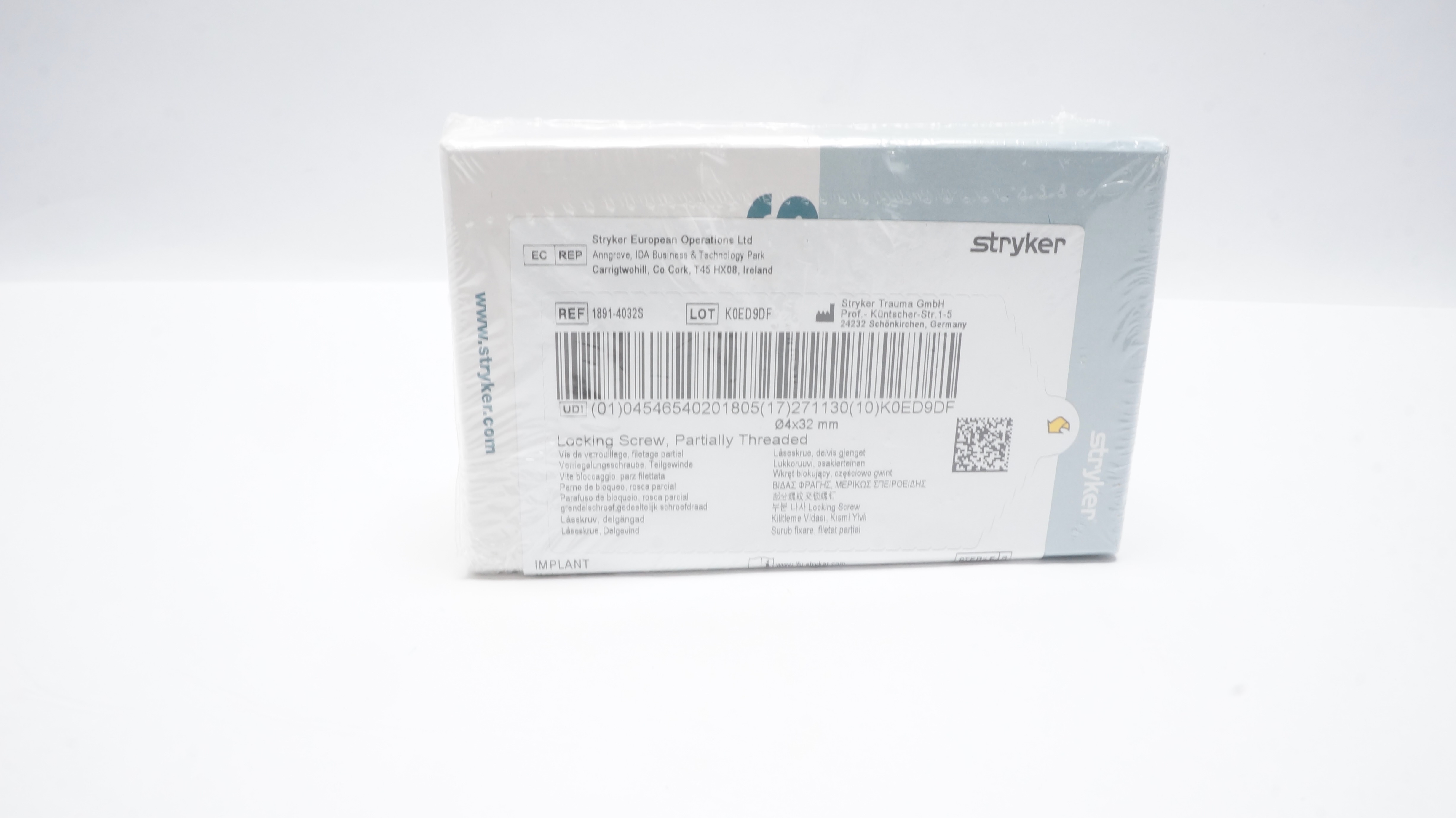 Stryker 1891-4032S Locking Screw, Partially Threaded 4x32mm