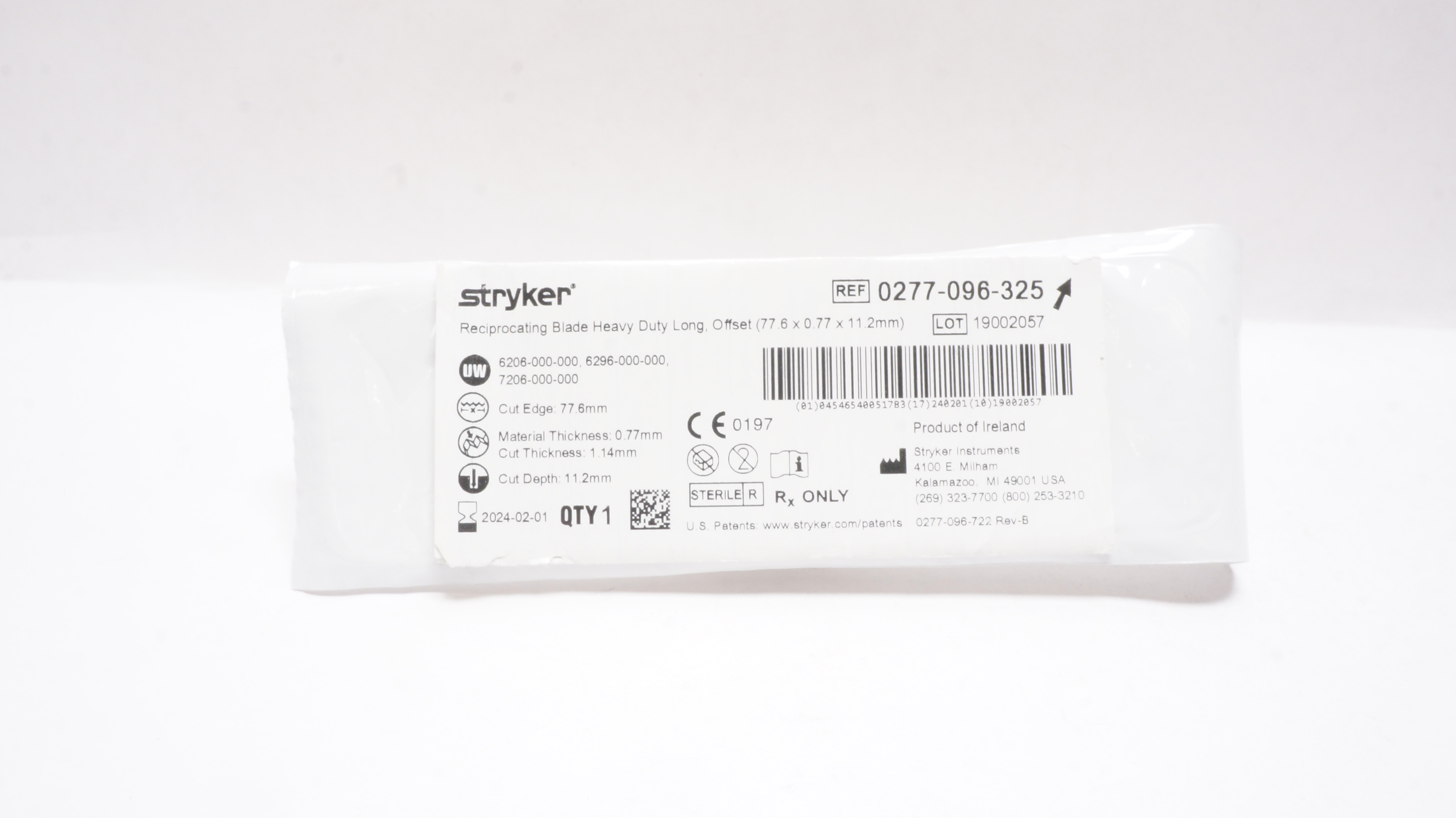 Stryker 0277-096-325 Reciprocating Blade Heavy Duty Long Offset 70.6x0.77x11.2mm