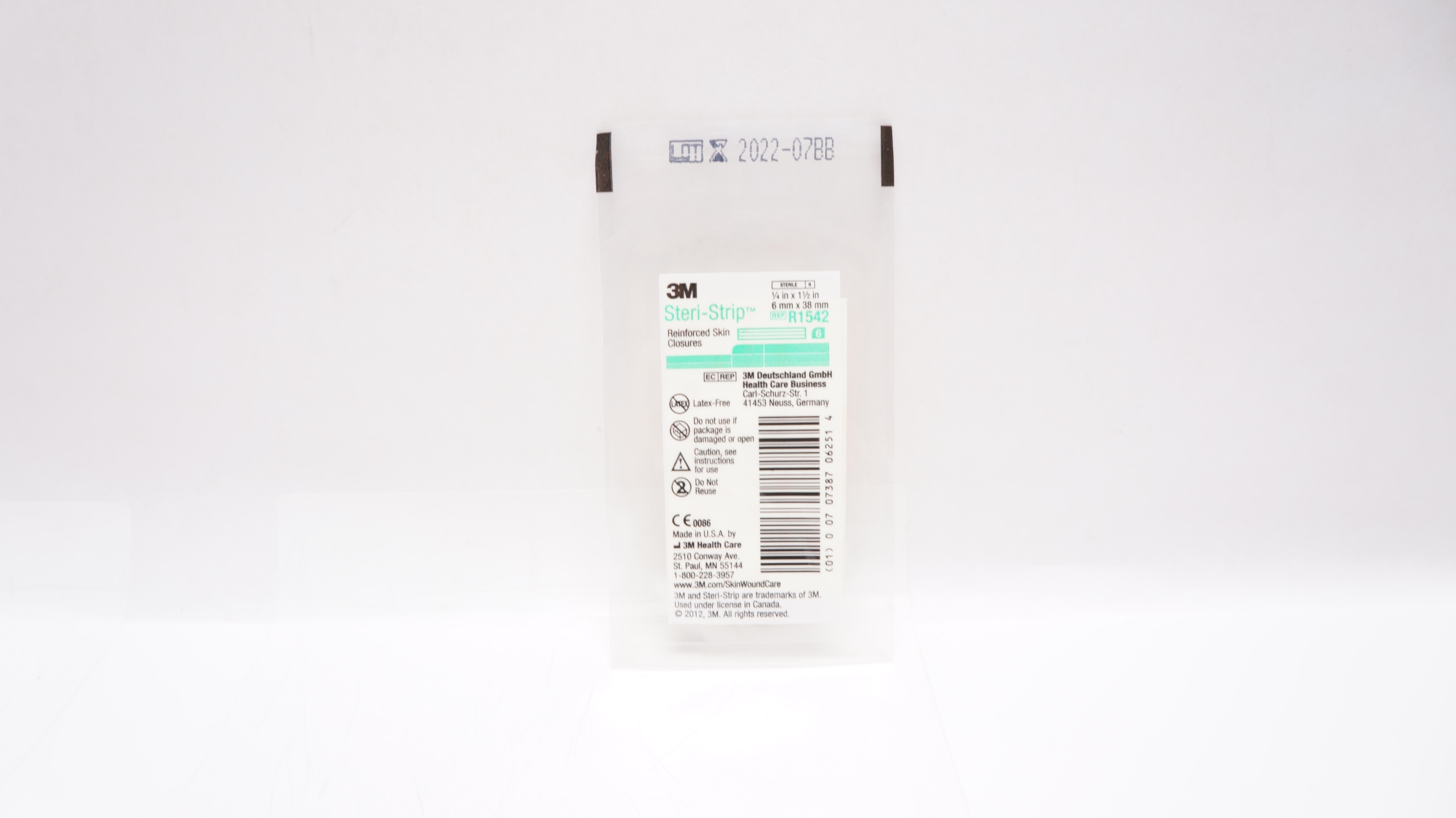 3M R1542 Steri-Strip Reinforced Skin Closures 1/4inch x 1 1/2in. (x) - Pack of 6