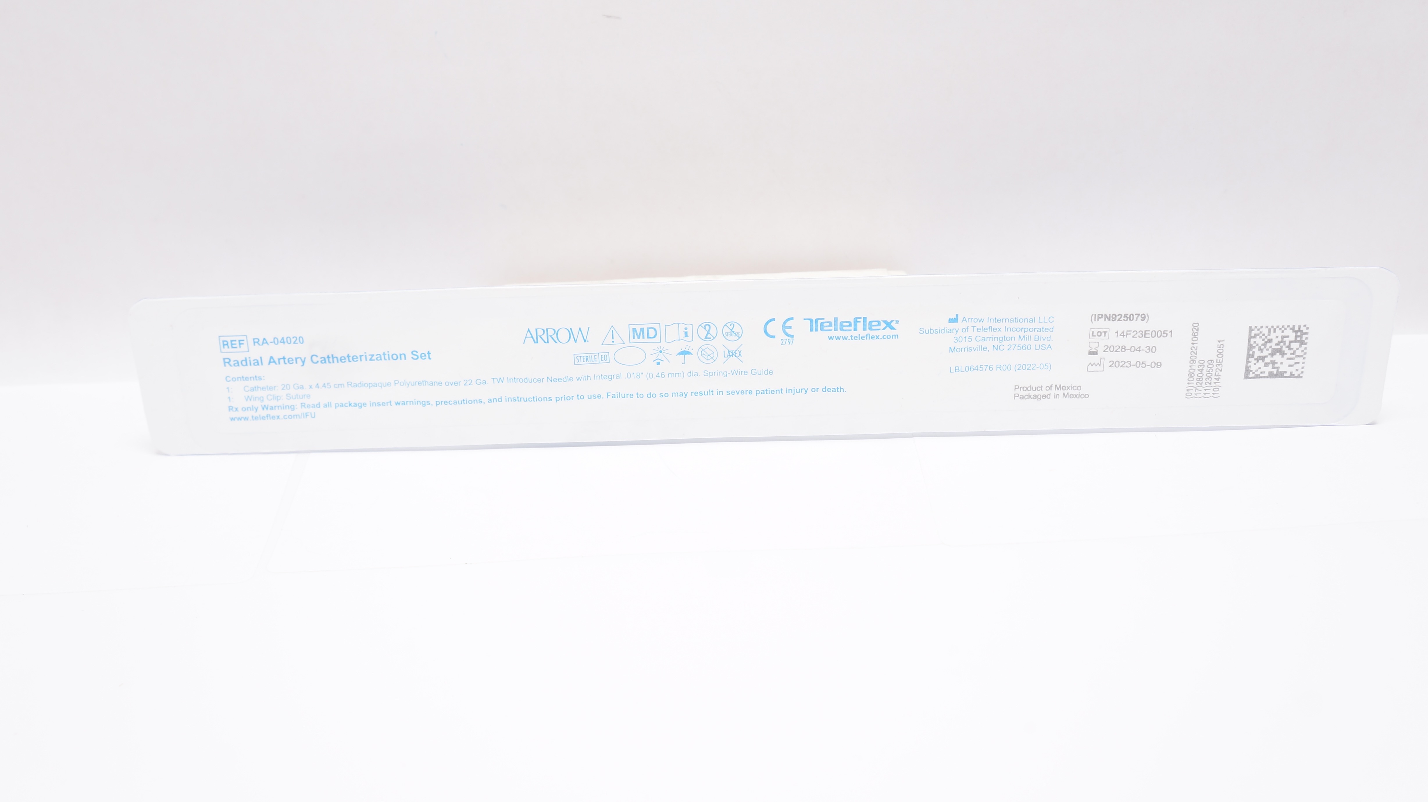 Arrow RA-04020 Radial Artery Catheterization Set 20Ga x 1-3/4 inch