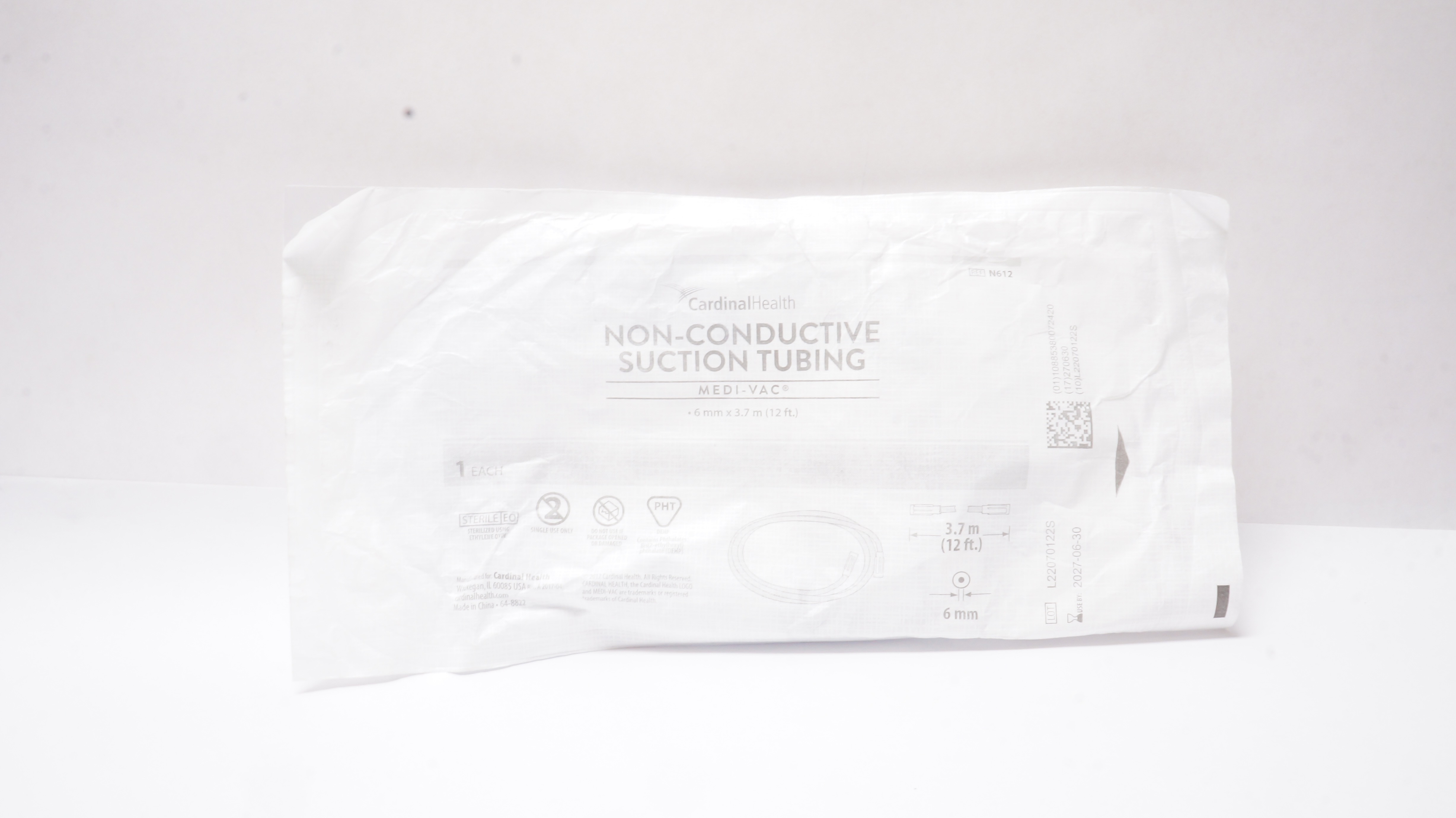 Cardinal Health N612 Medi-Vac Non-Conductive Suction Tubing 6mm x 12ft.