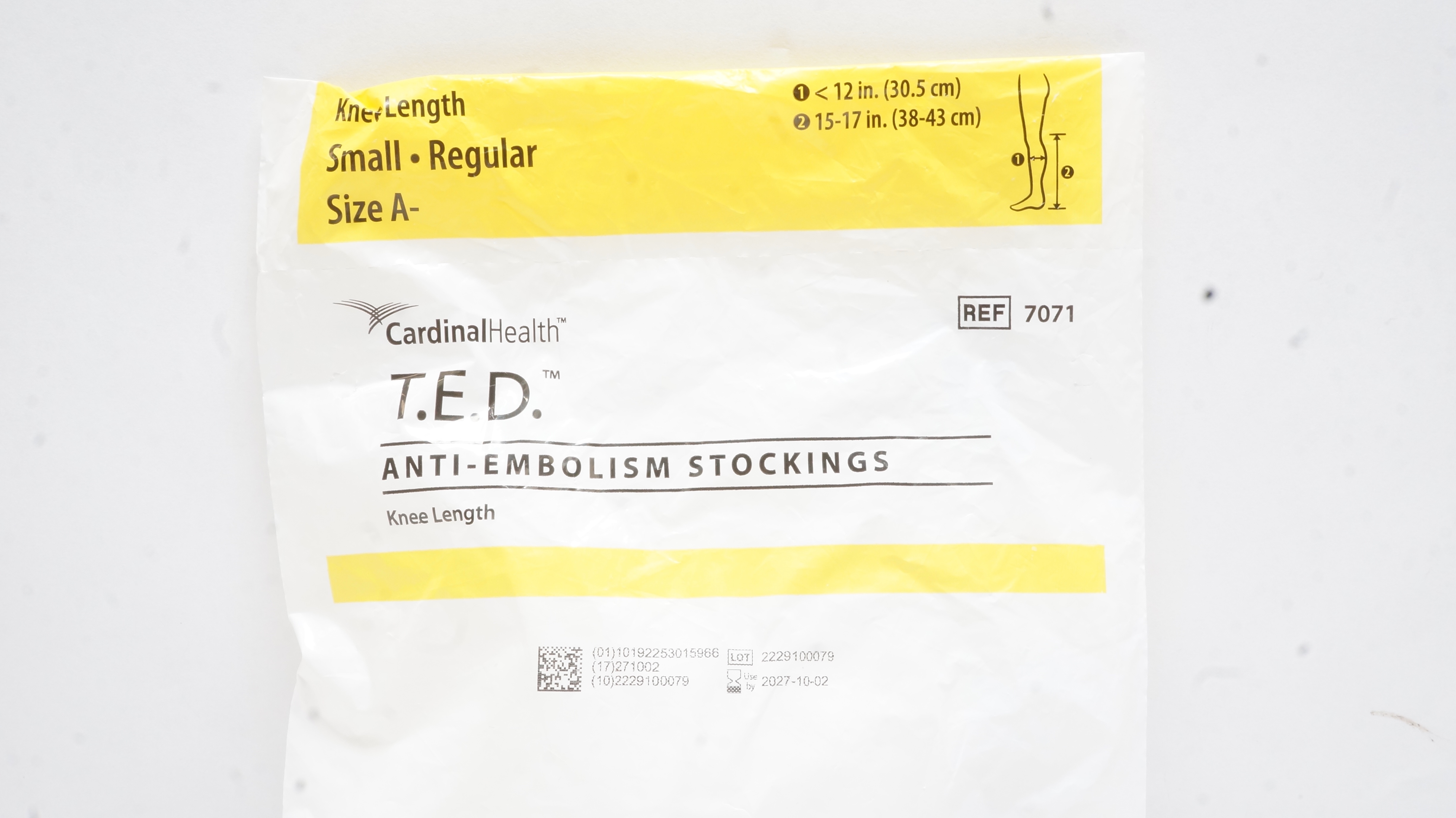 Cardinal Health 7071 T.E.D. Anti-Embolism Stockings Small Size A <12 <15-17inch