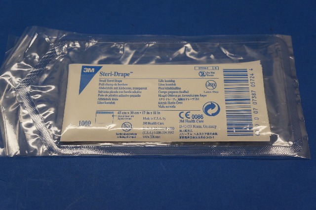 3M 1000 Steri-Drape Small Towel Drape 17inch x 11inch