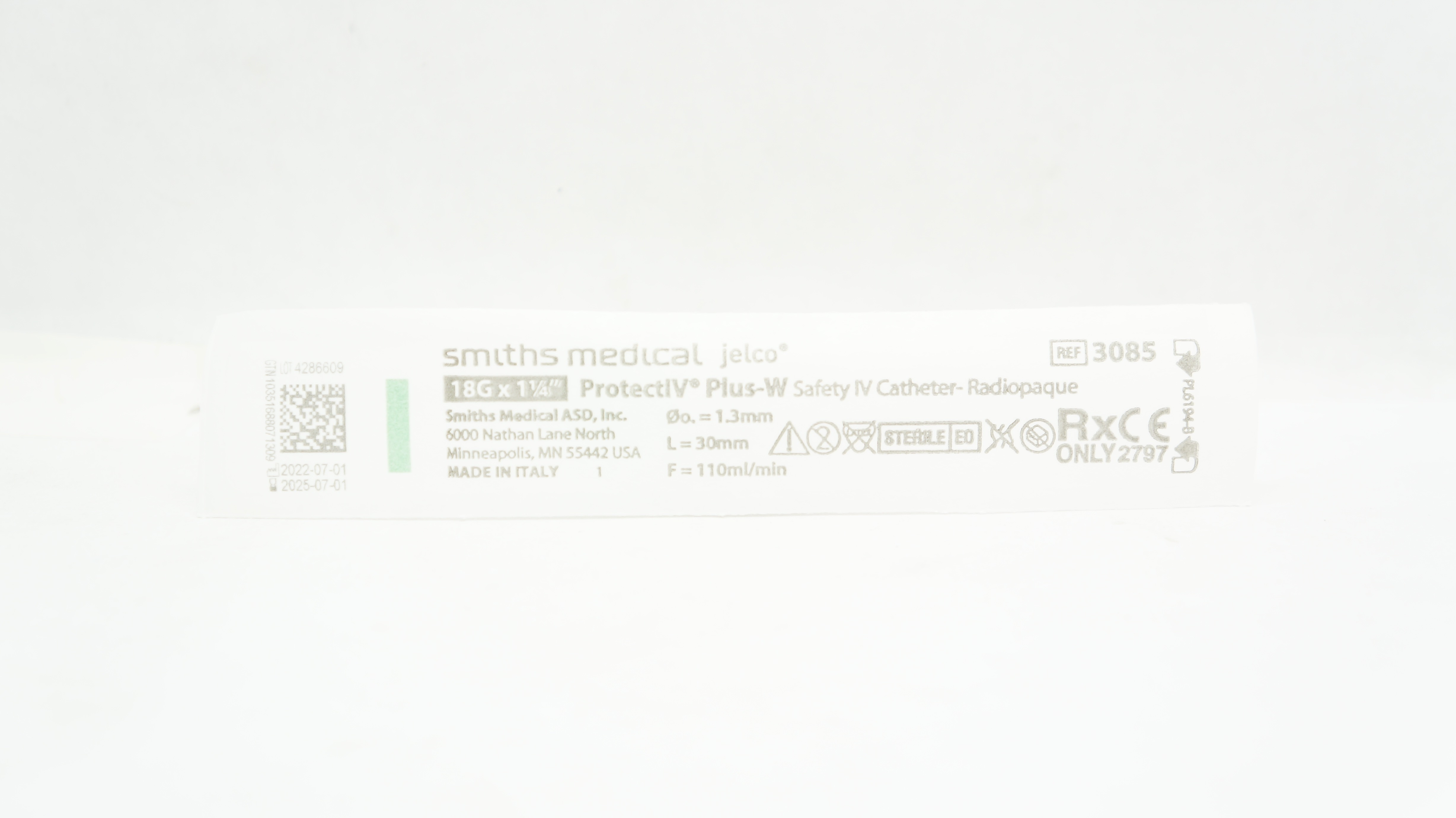 Smiths Medical 3085 ProtectIV Plus-W Safety Cath.18G x 1-1/4inch