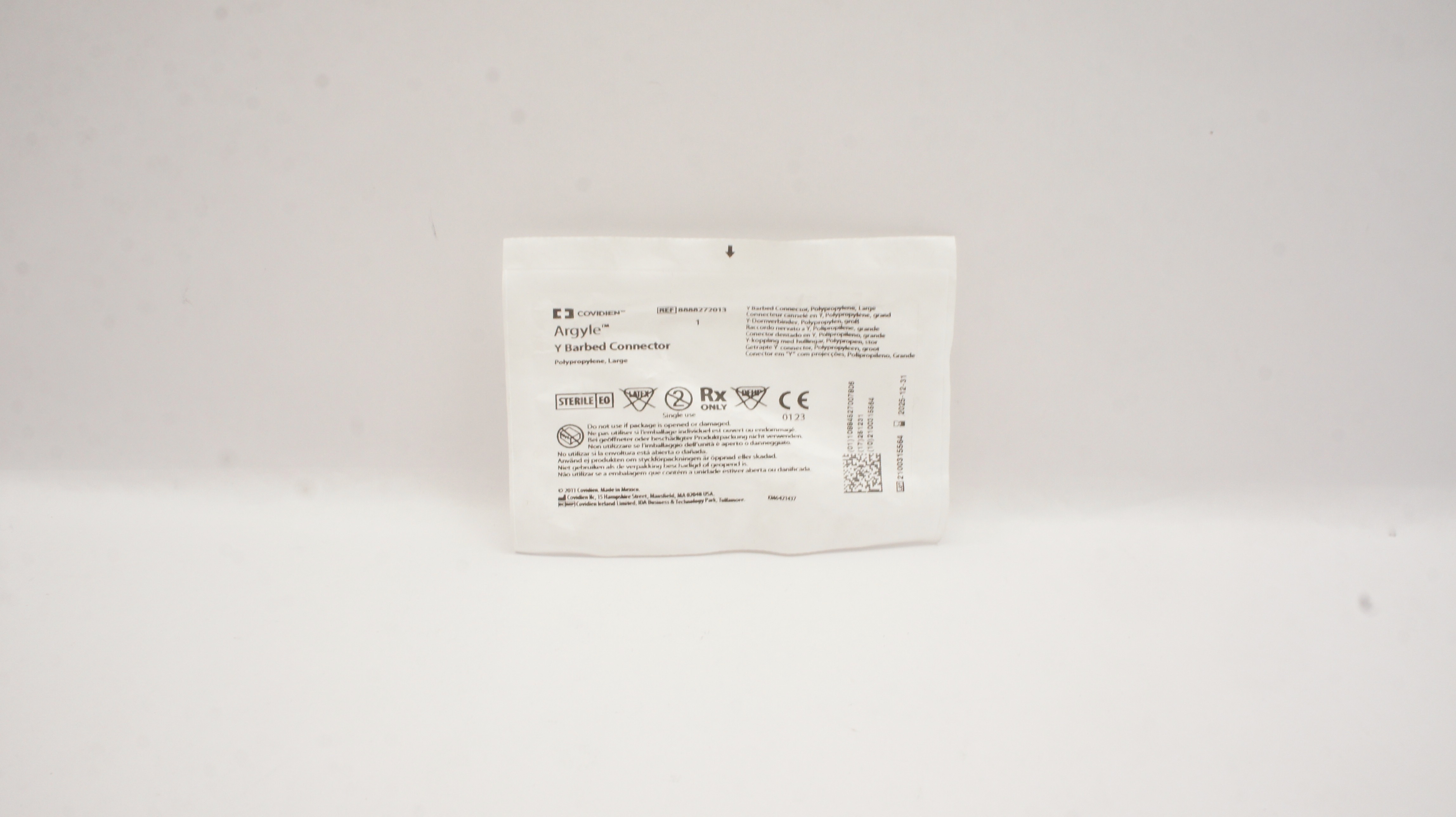 Covidien 8888272013 Argyle Y Barbed Connector Polypropylene, Large