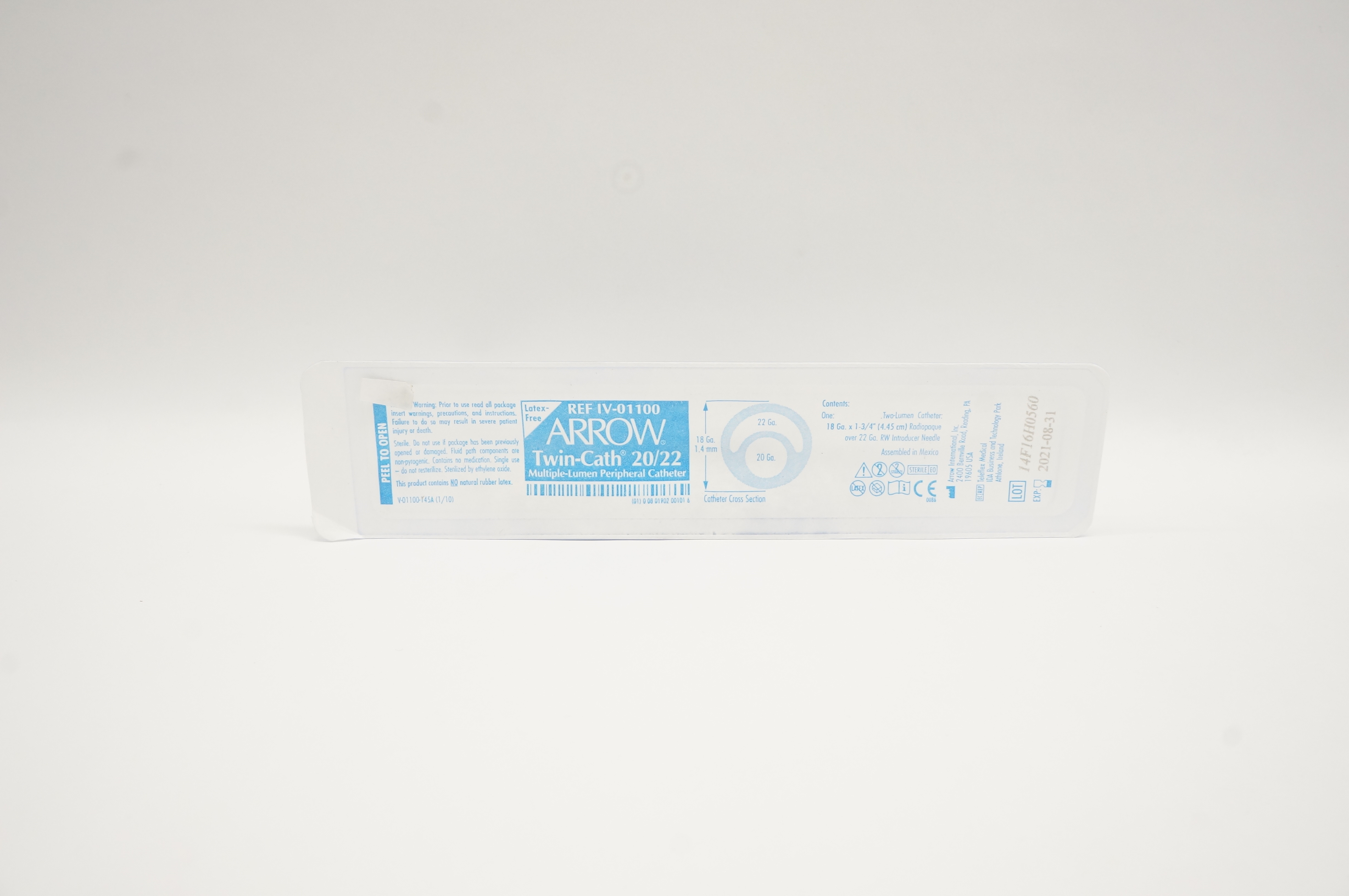 Arrow IV-01100 Twin-Cath 20/22 Multiple-Lumen Peripheral Cath. 18Ga x 4.45cm (x)