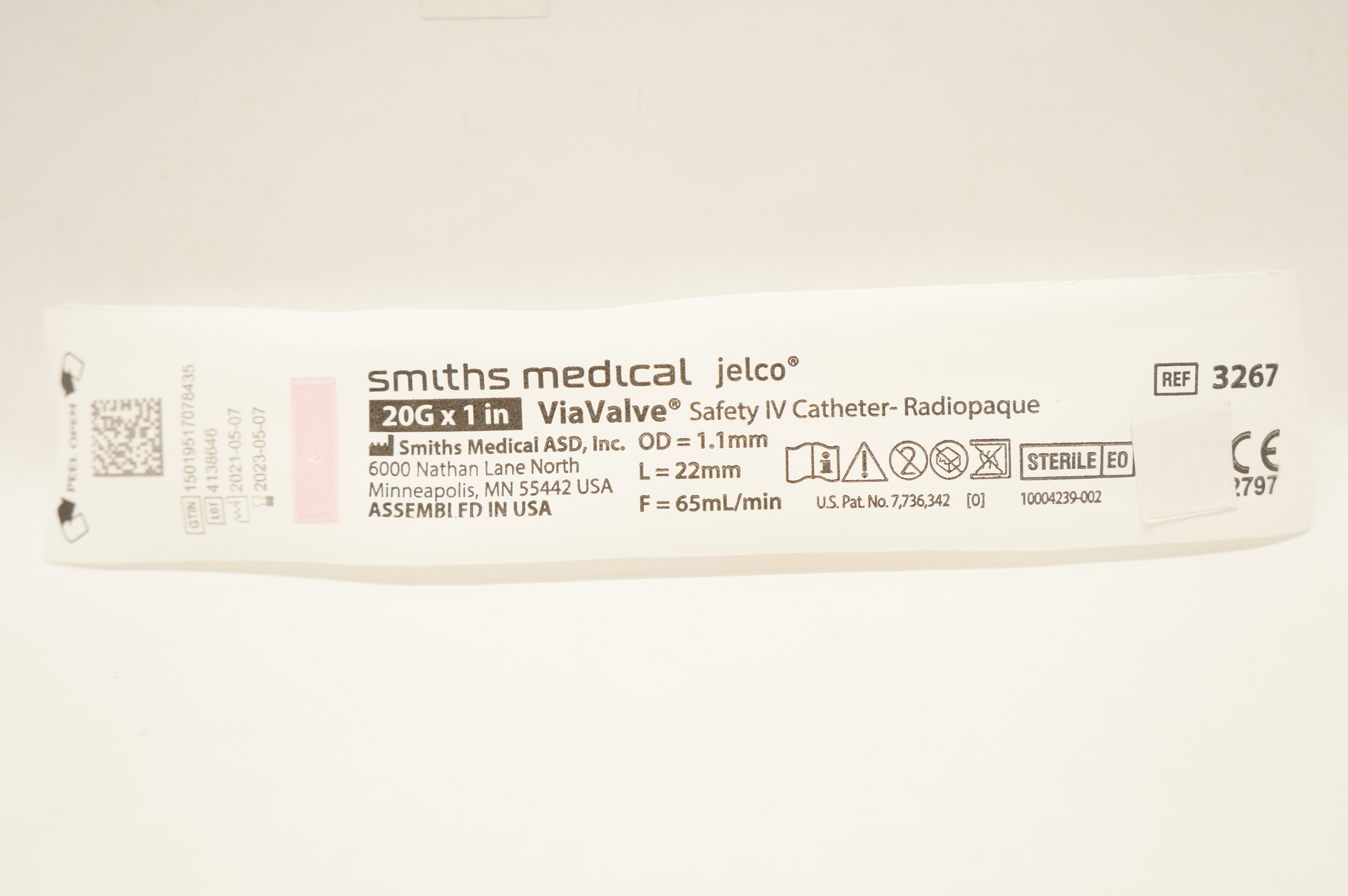Smiths Medical 3267 ViaValve Safety IV Cath. 20G x 1inch