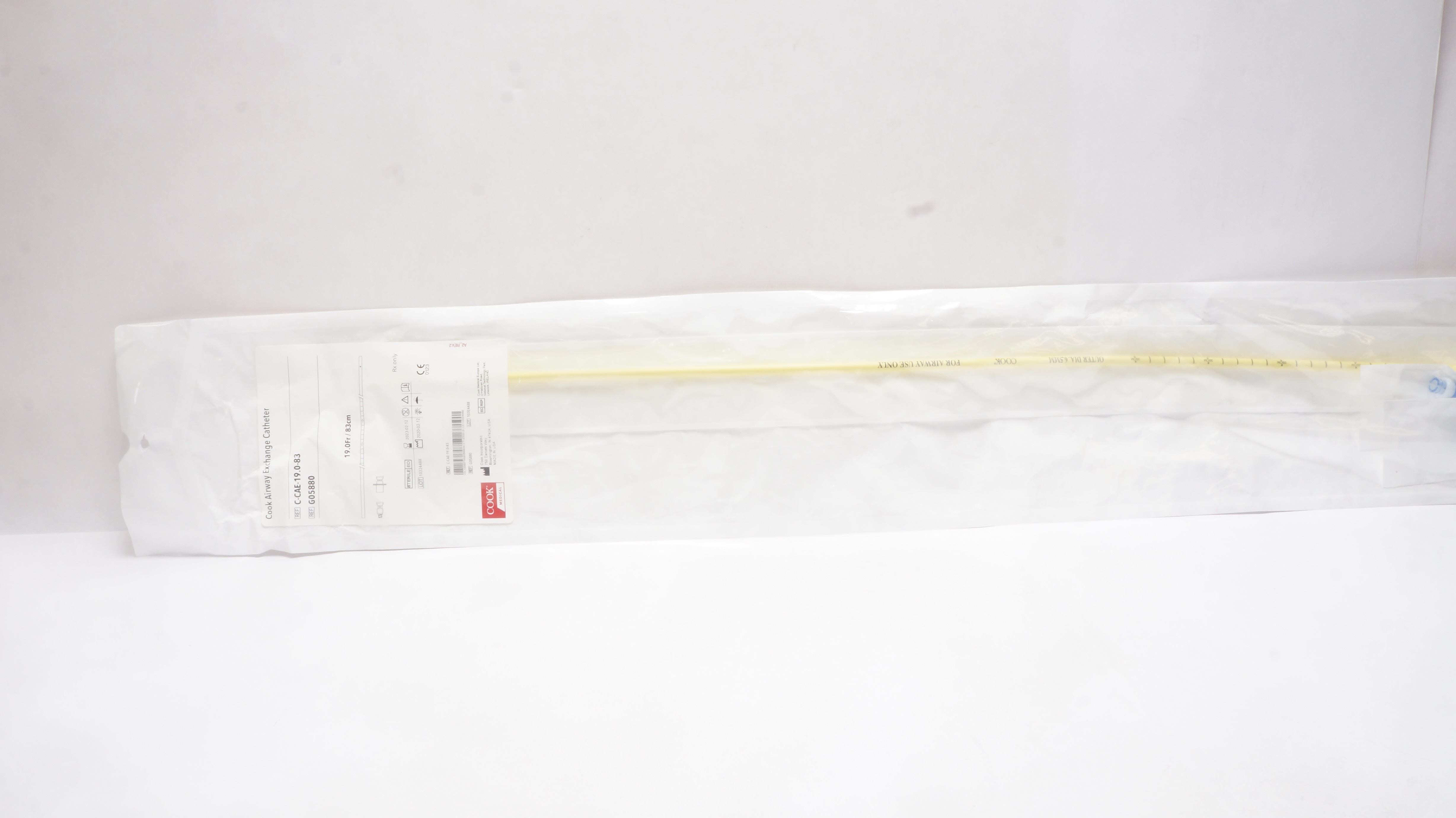 Cook Medical G05880 Cook Airway Exchange Cath. 19.0Fr x 83cm (x)