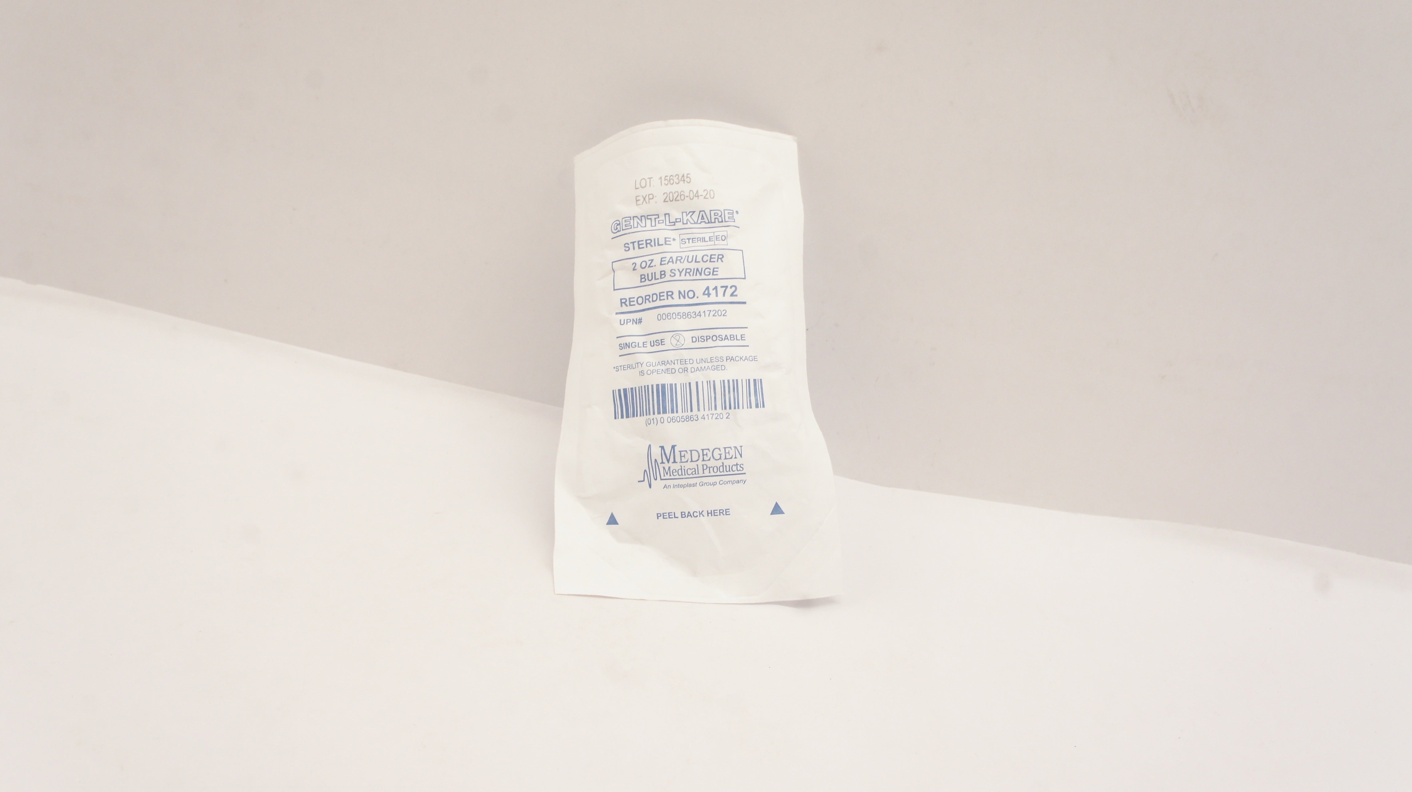 Medegen Medical 4172 Gent-L-Kare 2oz Ear/Ulcer Bulb Syringe