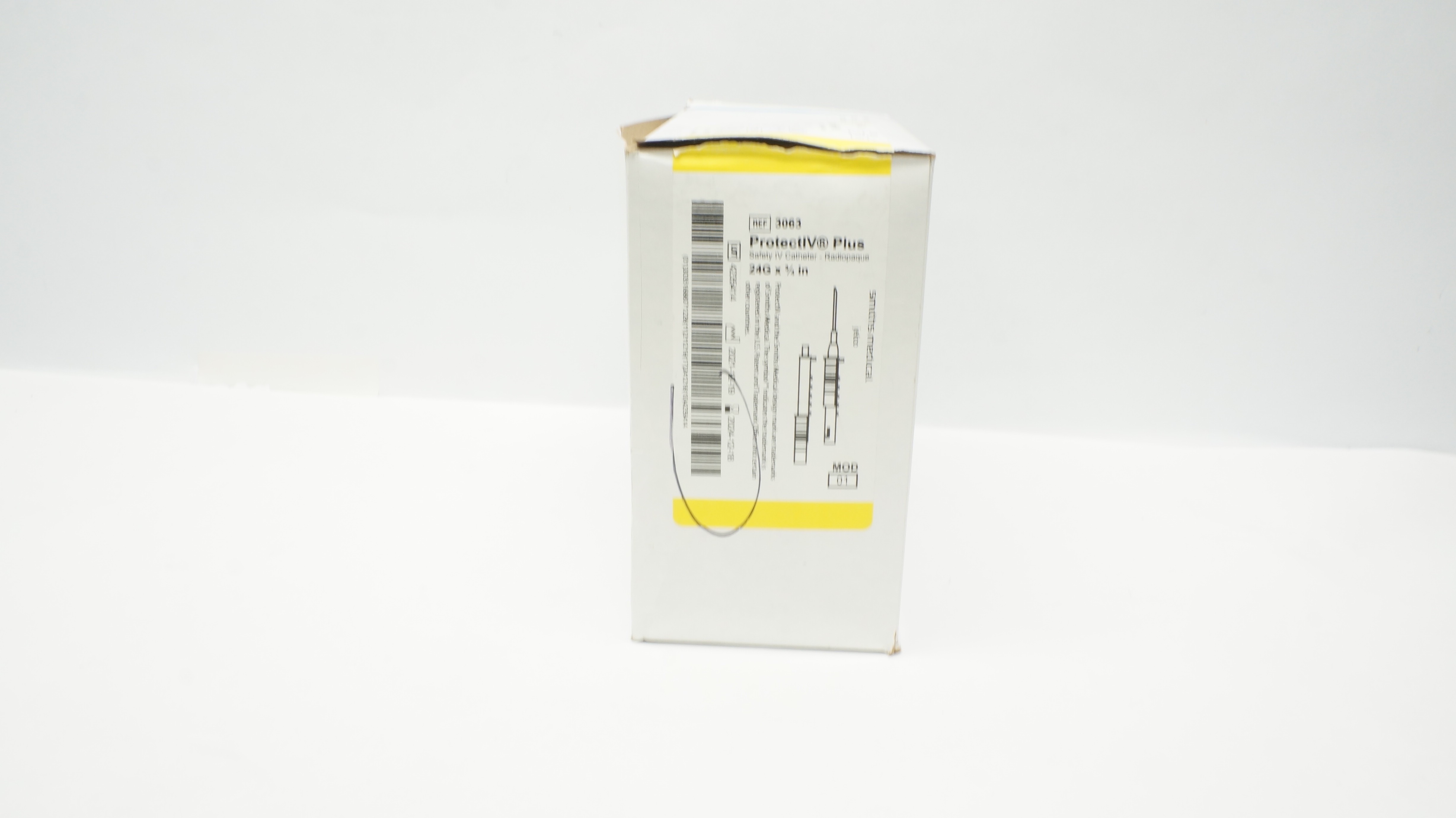 Smiths Medical 3063 Protect IV Plus Safety Cath. 24G x 3/4inch (x) - Box of 39